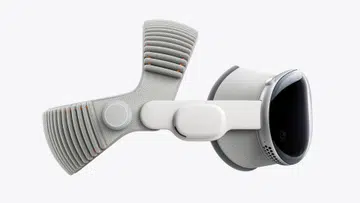 Apple Vision Pro with the new Dual Knit Band