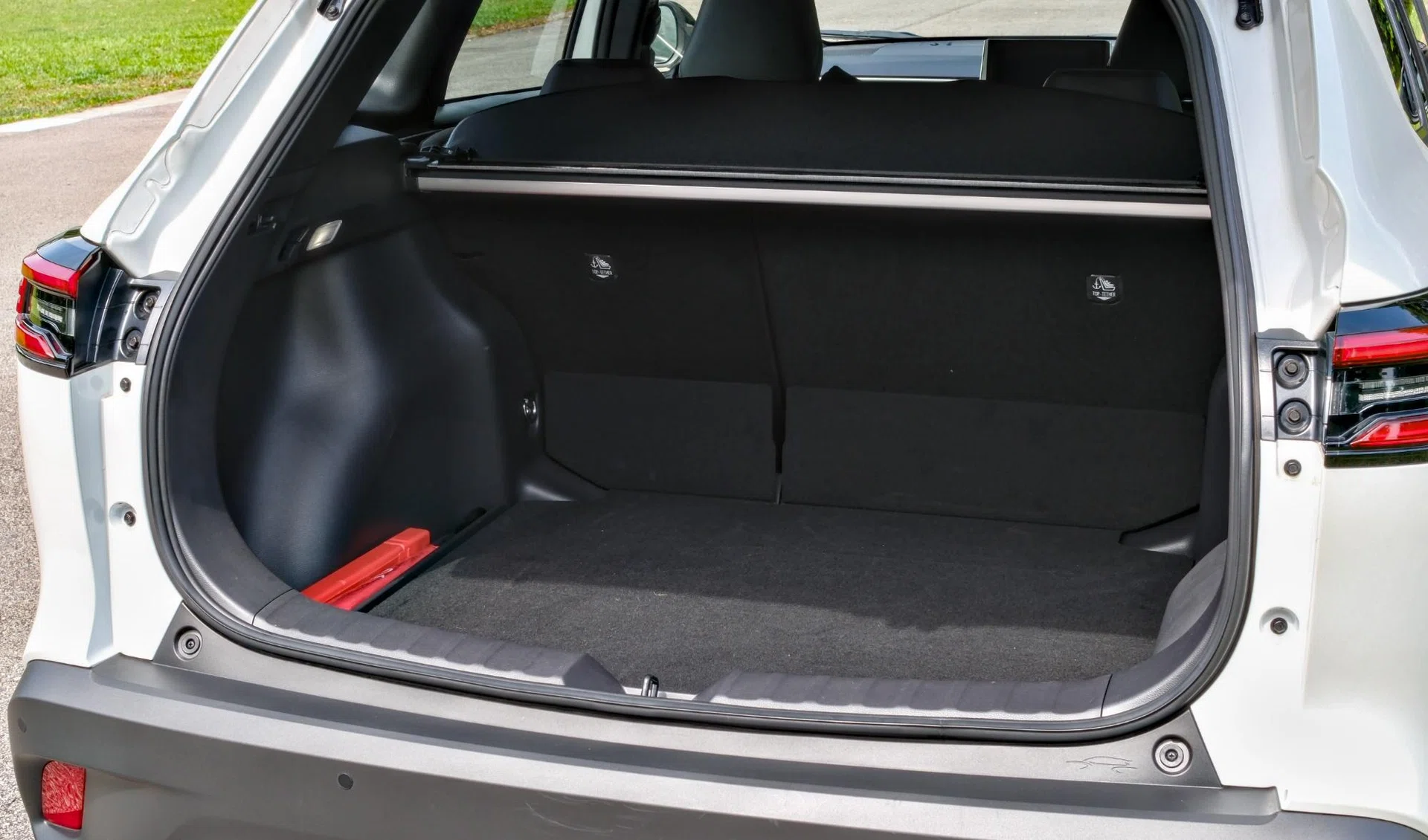 Toyota Corolla Cross Hybrid boot