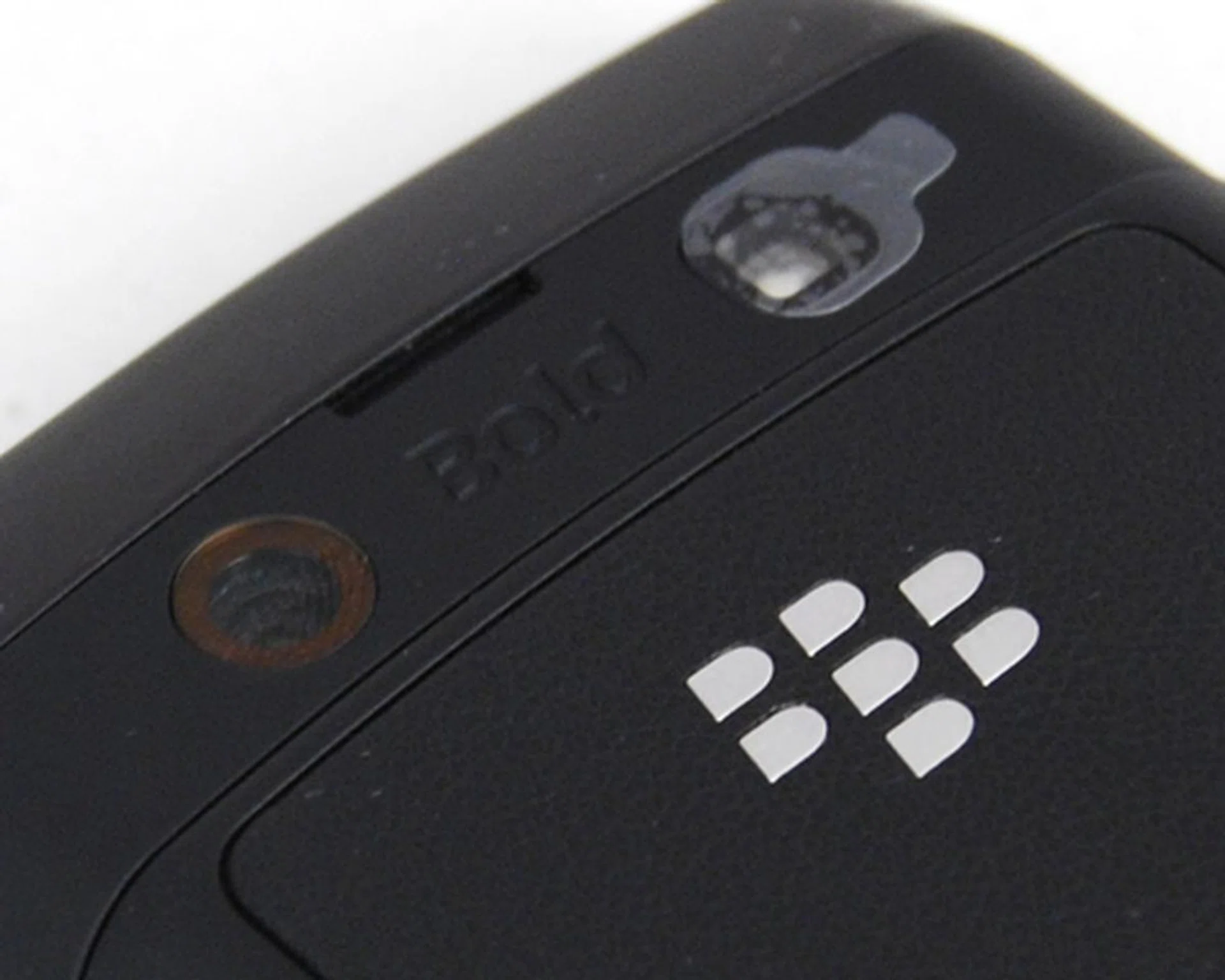 The less obvious change to its hardware - a 5-megapixel located at the rear.