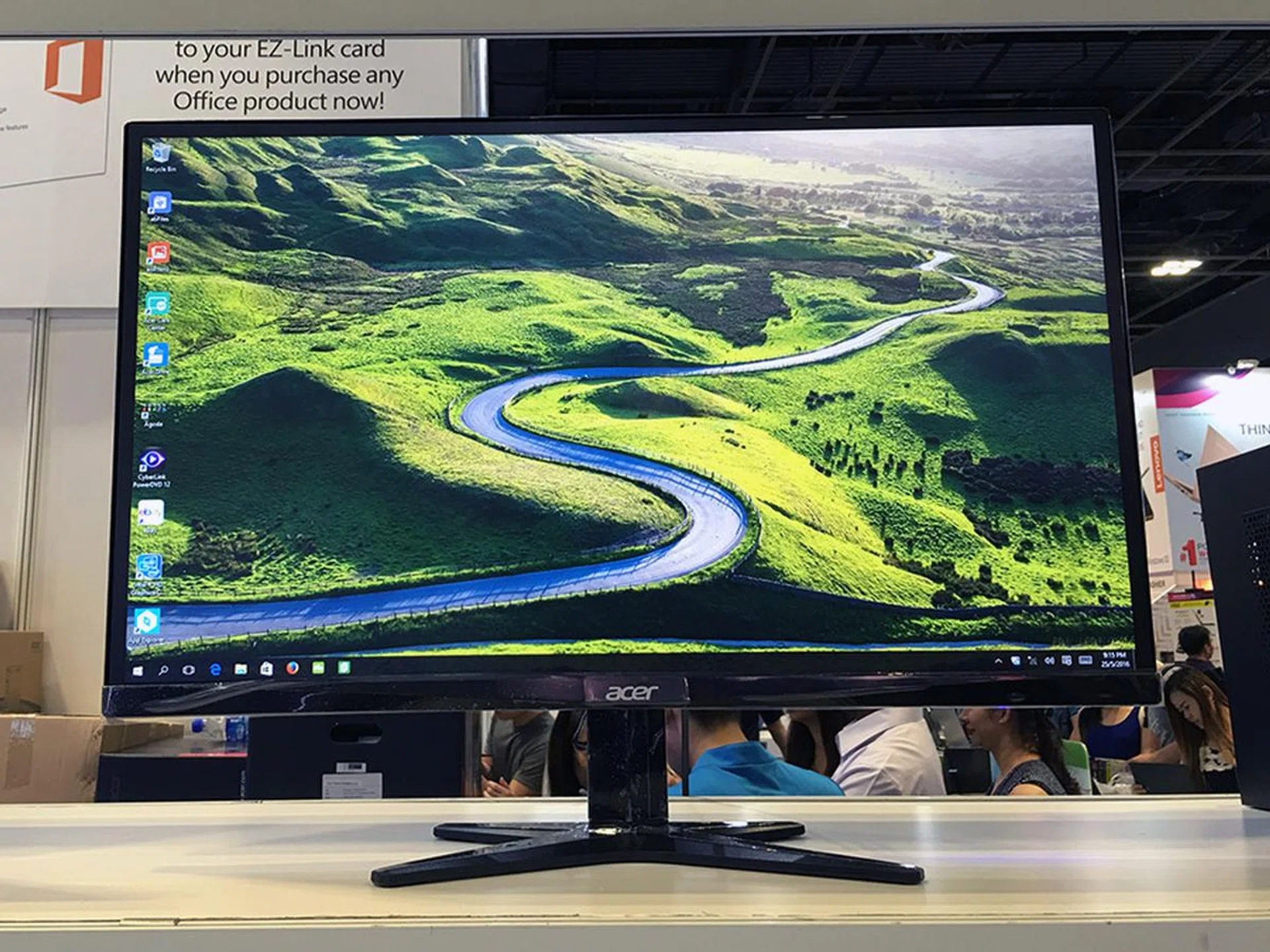 The Acer G277HL is a 27-inch full HD monitor using IPS panel, and it's going for just $349 at the show, down from its $599 list price. Comes with free DVI, HDMI and analog cables.