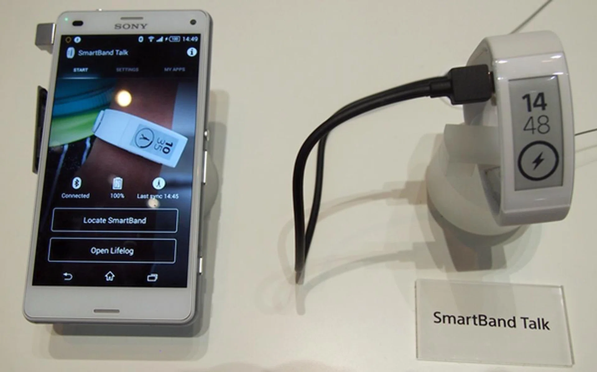 You have to use the Sony’s Lifelog app alongside the SmartBand Talk (and Smart Watch 3) to maximize their functionality.