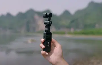 The Feiyu Pocket 2S gimbal camera.