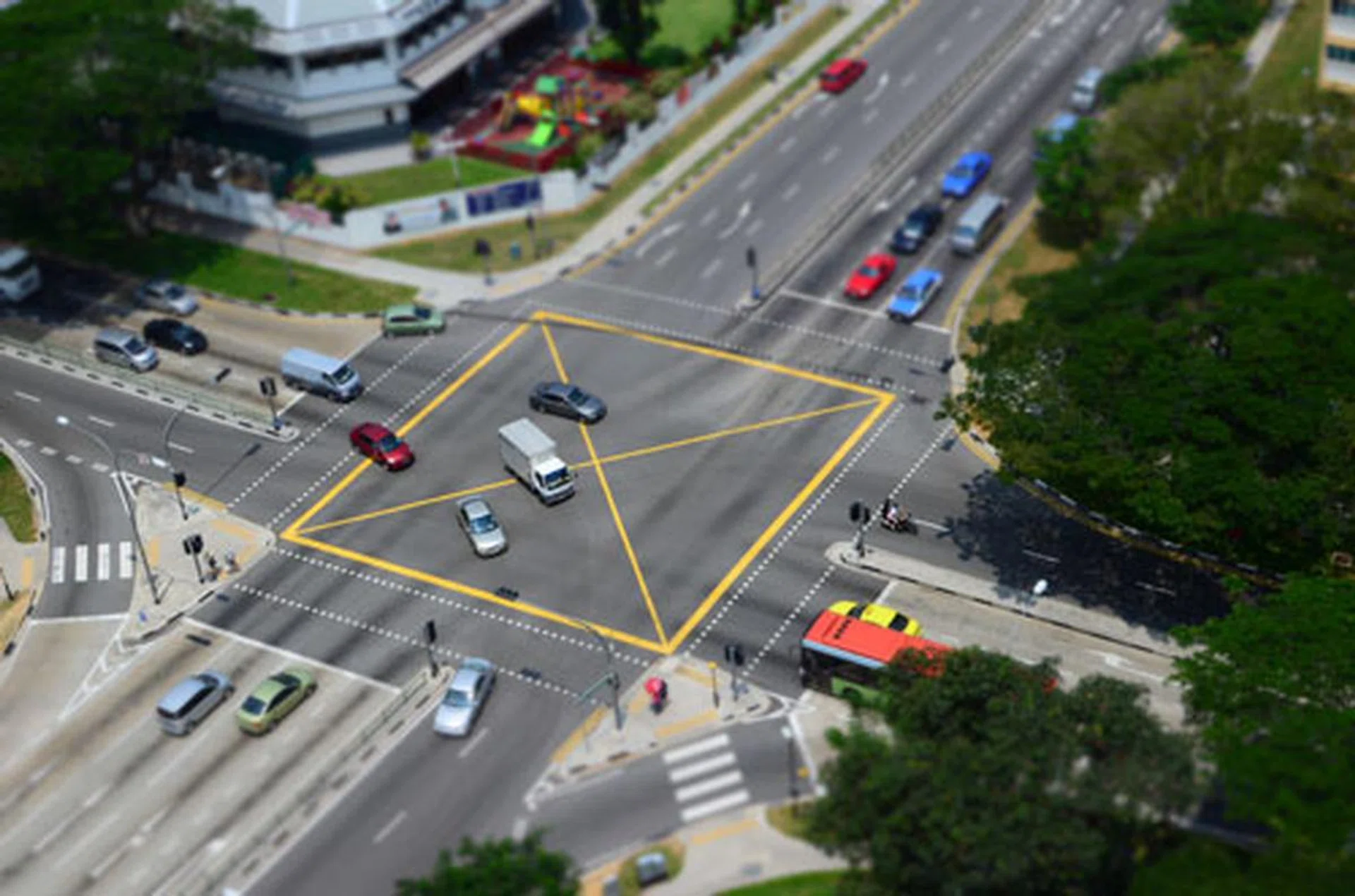 Shot with the Miniature effect. Click for full resolution image.