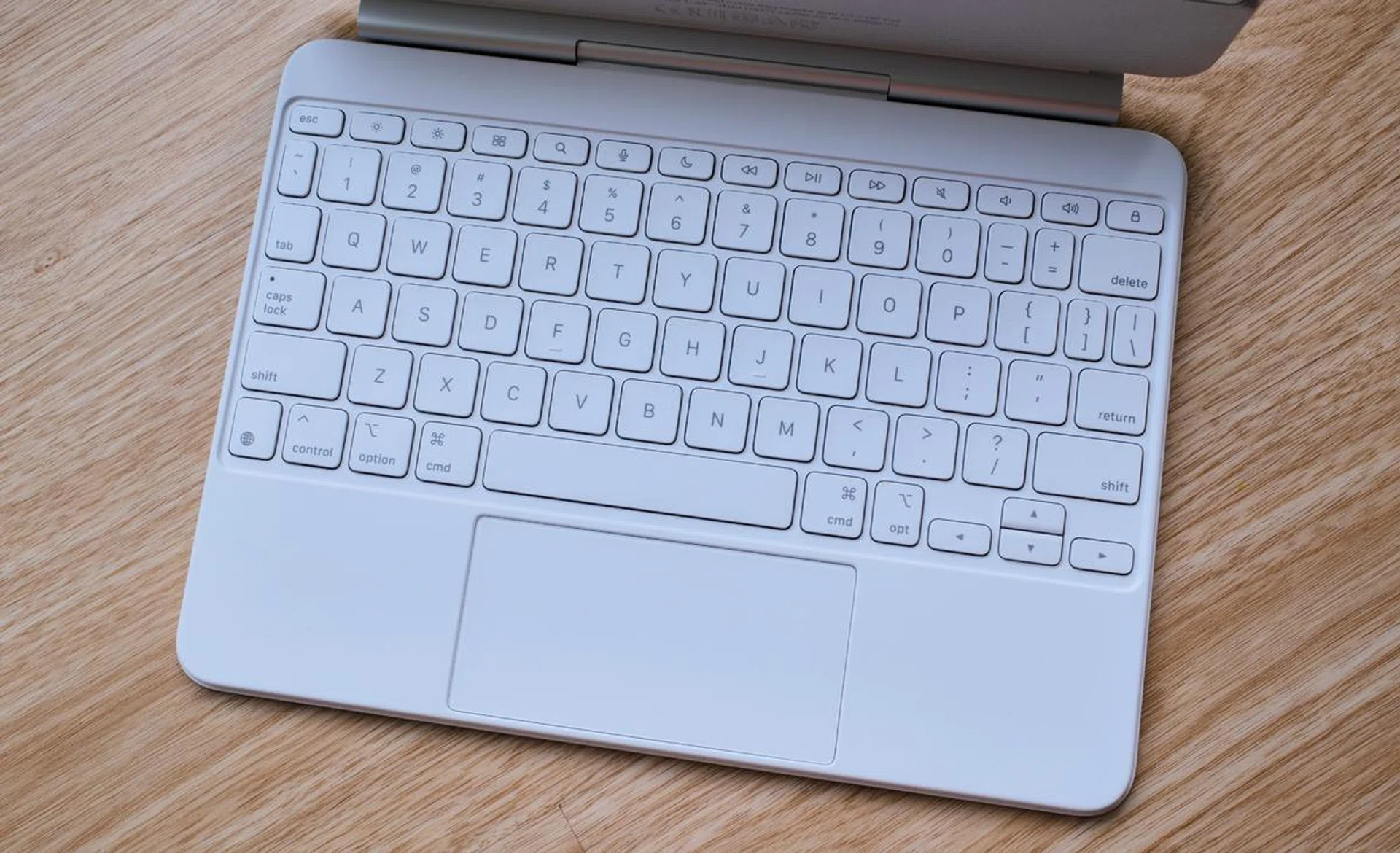 The Magic Keyboard now has a function row and a slightly larger trackpad. Photo: HWZ