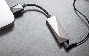 Astell & Kern USB-C Dual DAC cable (Image source: Astell & Kern)