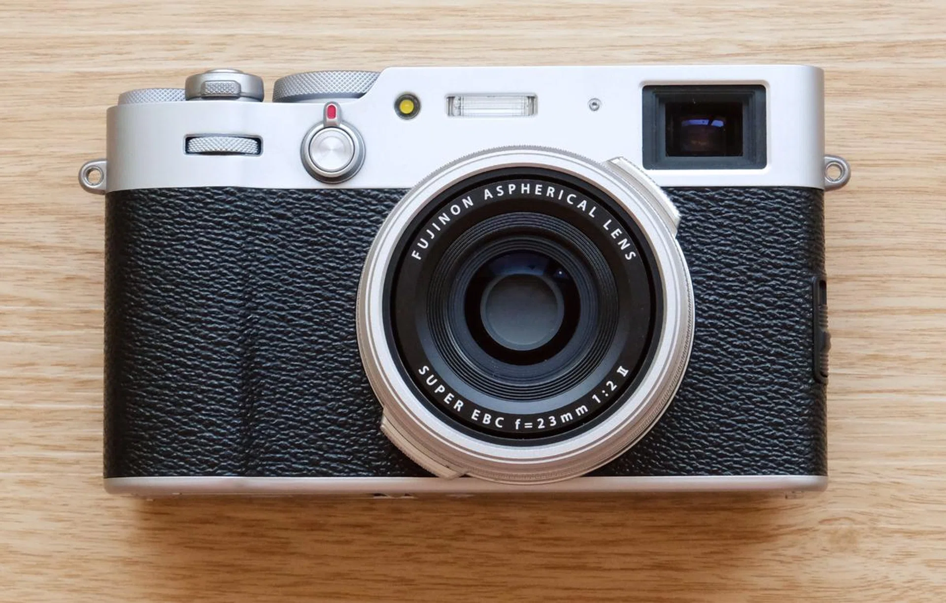 Fujifilm X100V