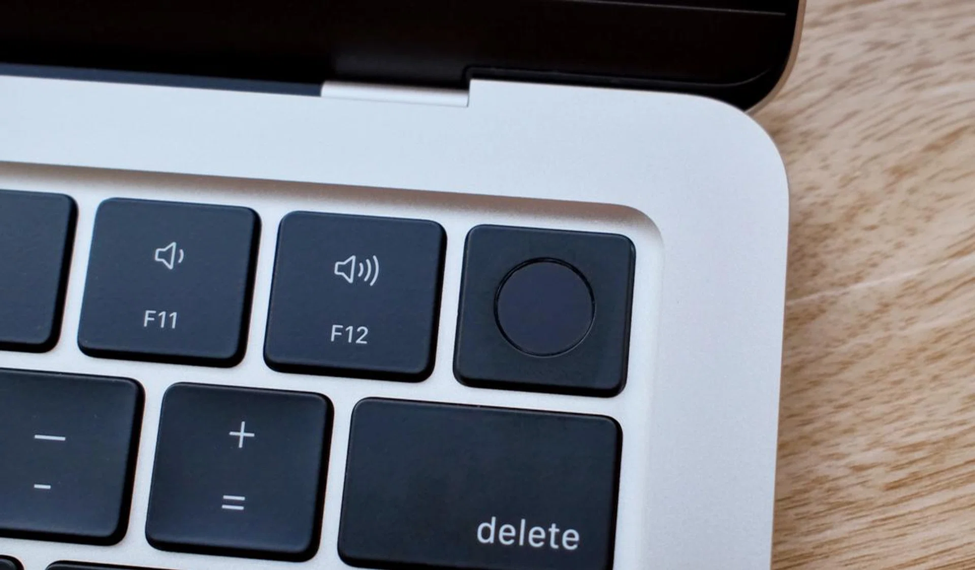 The power button doubles up as a Touch ID button. 