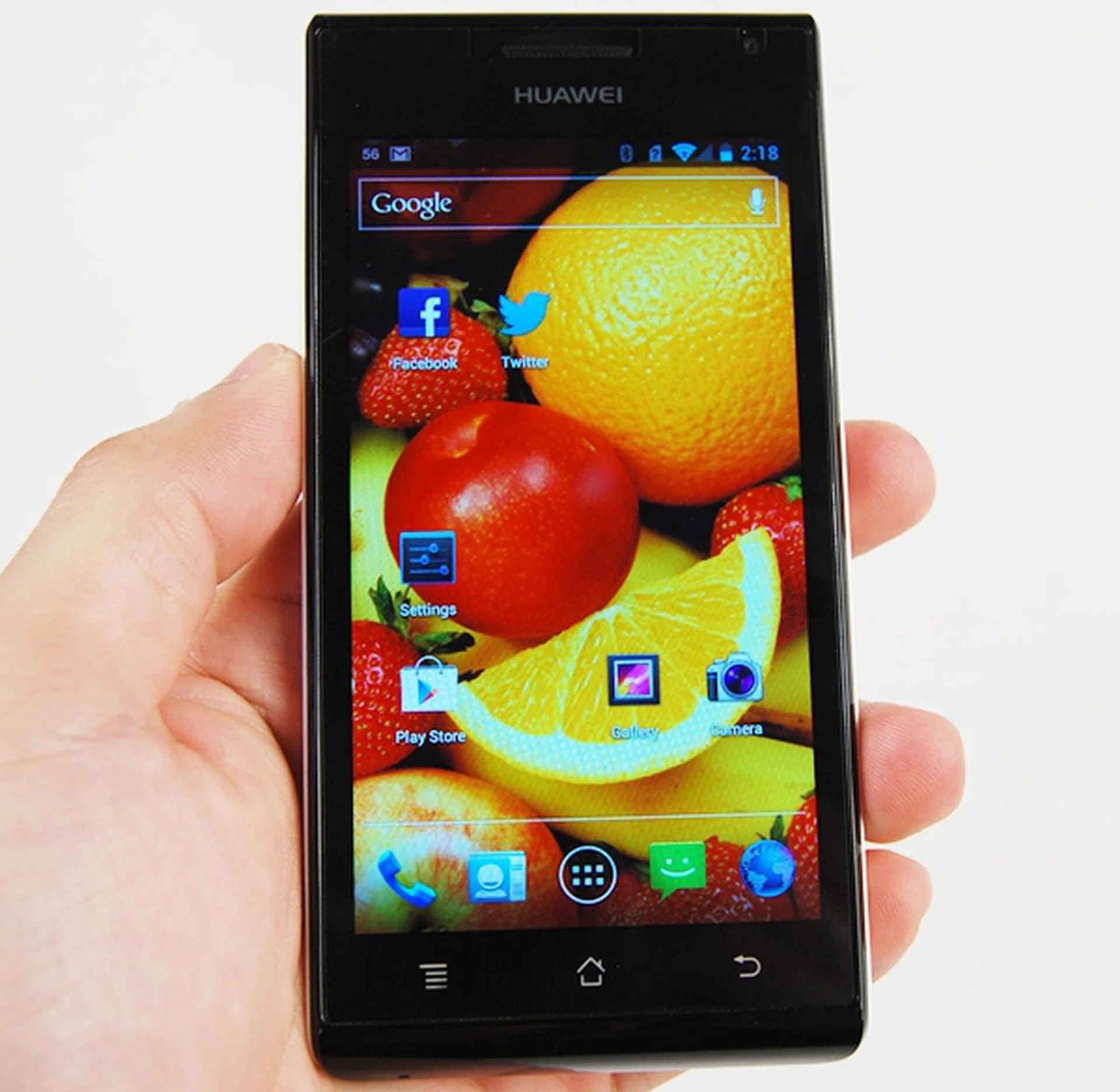 Huawei opts to retain the pre-Android 4.0 style of navigation by placing three touch sensitive buttons below the 4.3-inch Super AMOLED display.