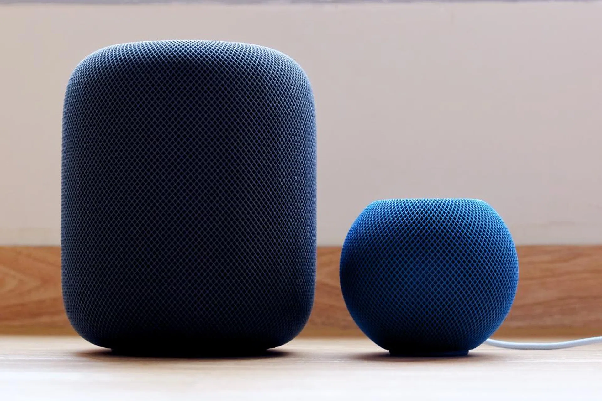 The HomePod and HomePod mini are finally officially available in Singapore.