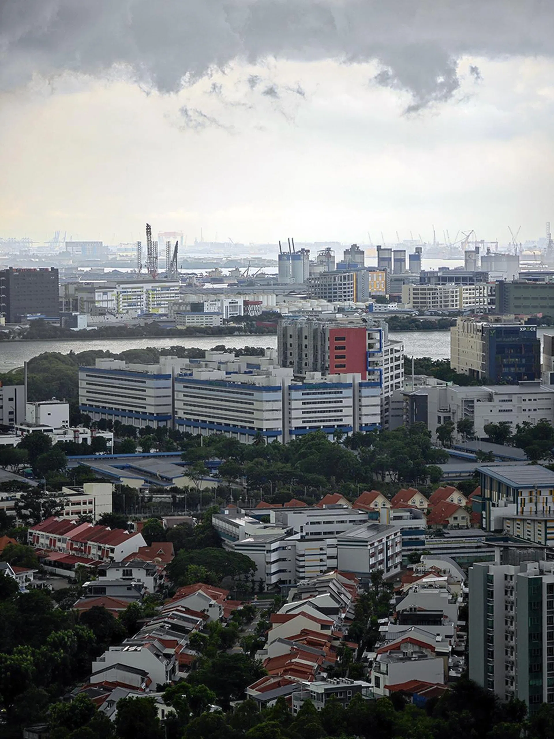 Xiaomi 13 Ultra, 5x optical zoom.