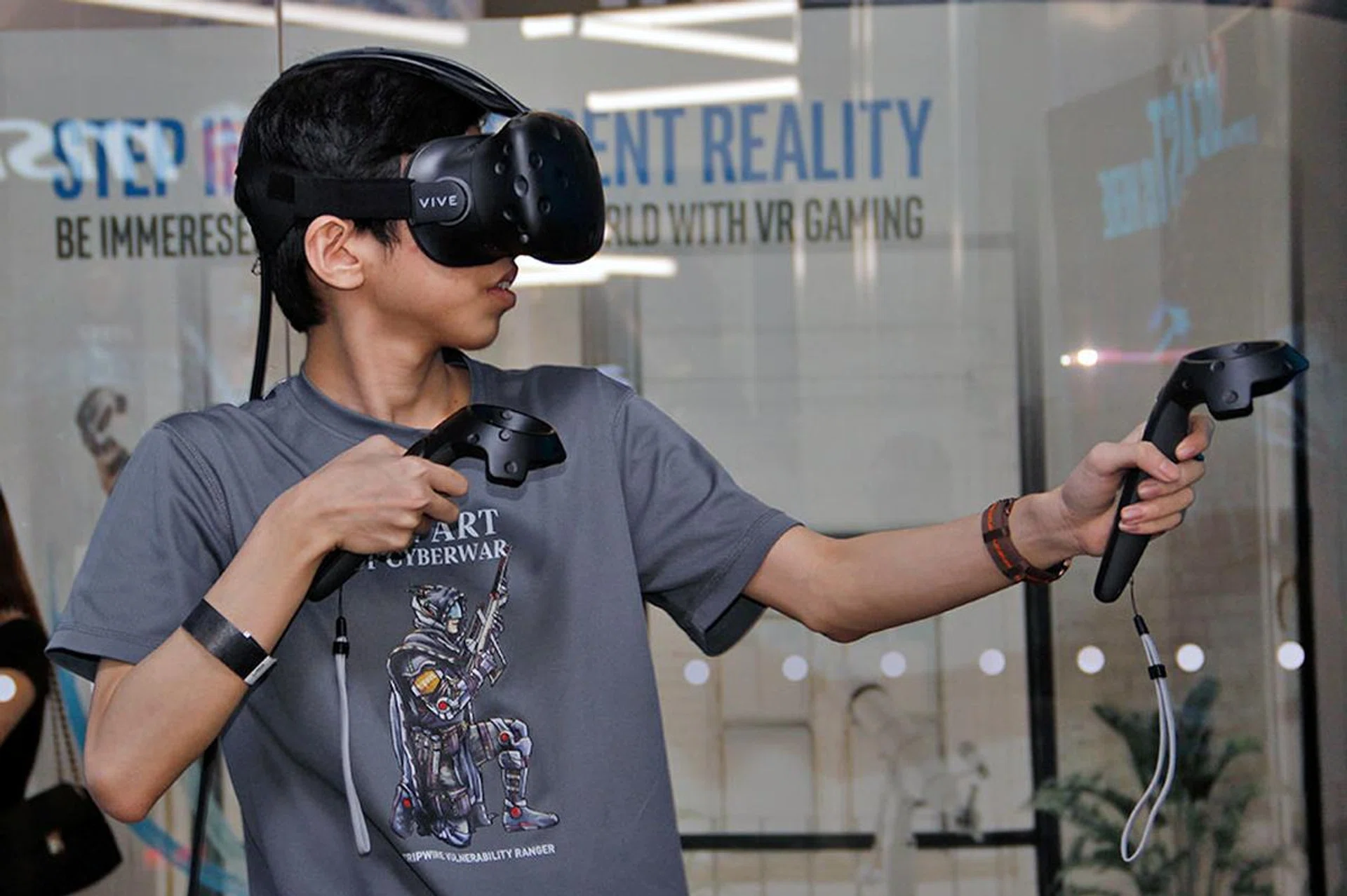 Games Hub has a dedicated area for VR demo, with enough room for the player to move about.