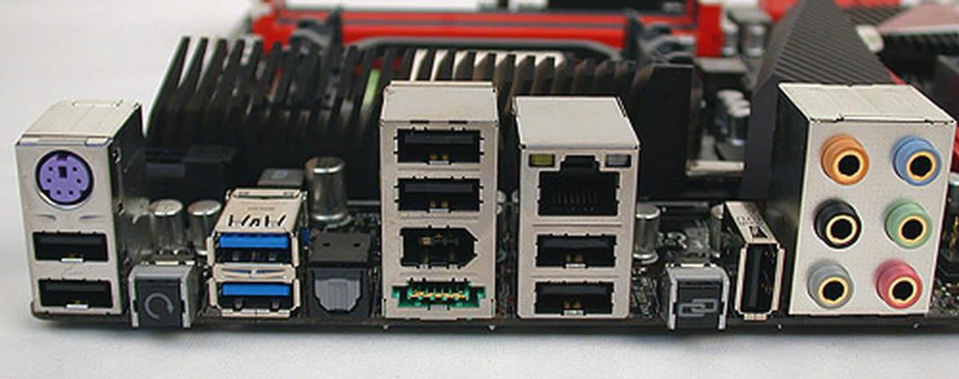 Besides the useful and necessary Clear CMOS button (which could have been smaller so as to avoid accidents), this board has ASUS' ROG Connect feature, which allows you to hook up the board to another system for monitoring and tweaking purposes (using the reserved USB port). As you can tell, it's for pretty hardcore users. The rest of the ports are rather normal, with the blue USB ports being version 3.0 while the Gigabit LAN connection has ASUS' GamerFirst feature, which claims to optimize your internet connection such that your gaming experience will not be adversely affected by other concurrent internet usage like downloading of files.