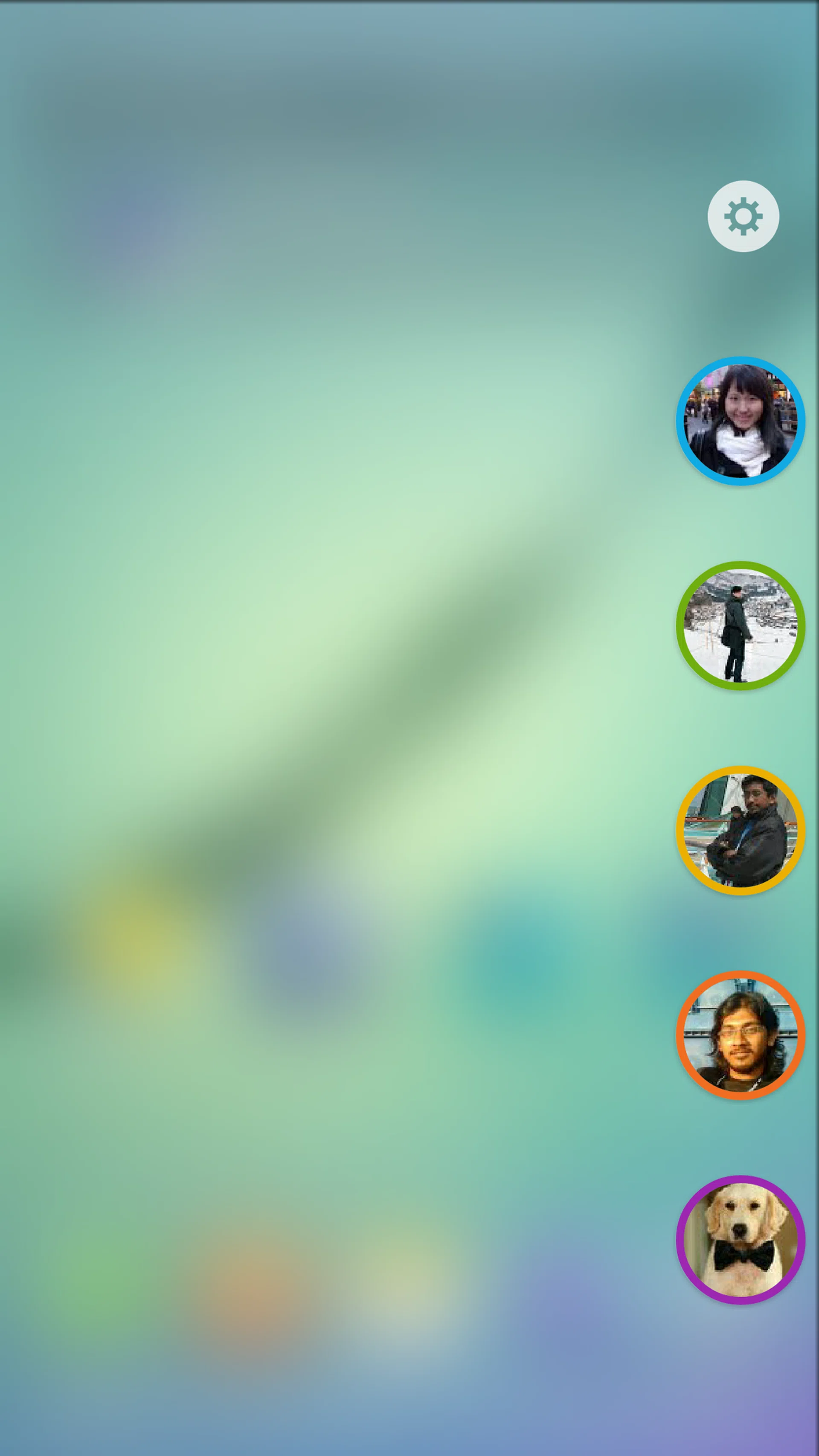 Pick your five favorite people for quick call and SMS access. You can assign each one a unique color.