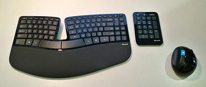 The Microsoft Sculpt Ergonomic Desktop. (Image Source: Microsoft)