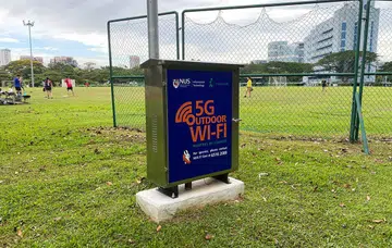 NUS's solar-powered outdoor Wi-Fi is an example of what this partnership will bring. (Source: StarHub)