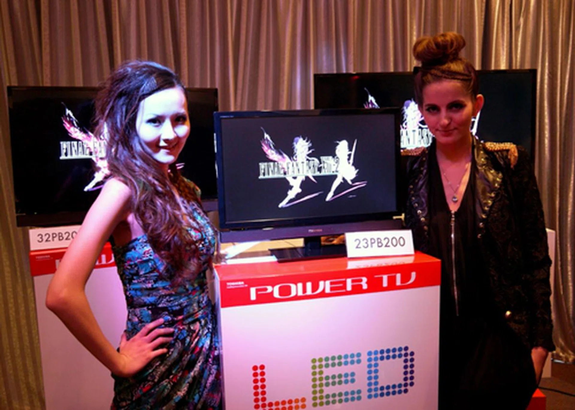 The new Power TV series consists of three models (excluding the two ladies). What's odd, however, is that only the 23 and 40 inch displays are Full-HD sets. The 32-inch variant will sport a 1366 by 768 resolution instead. 