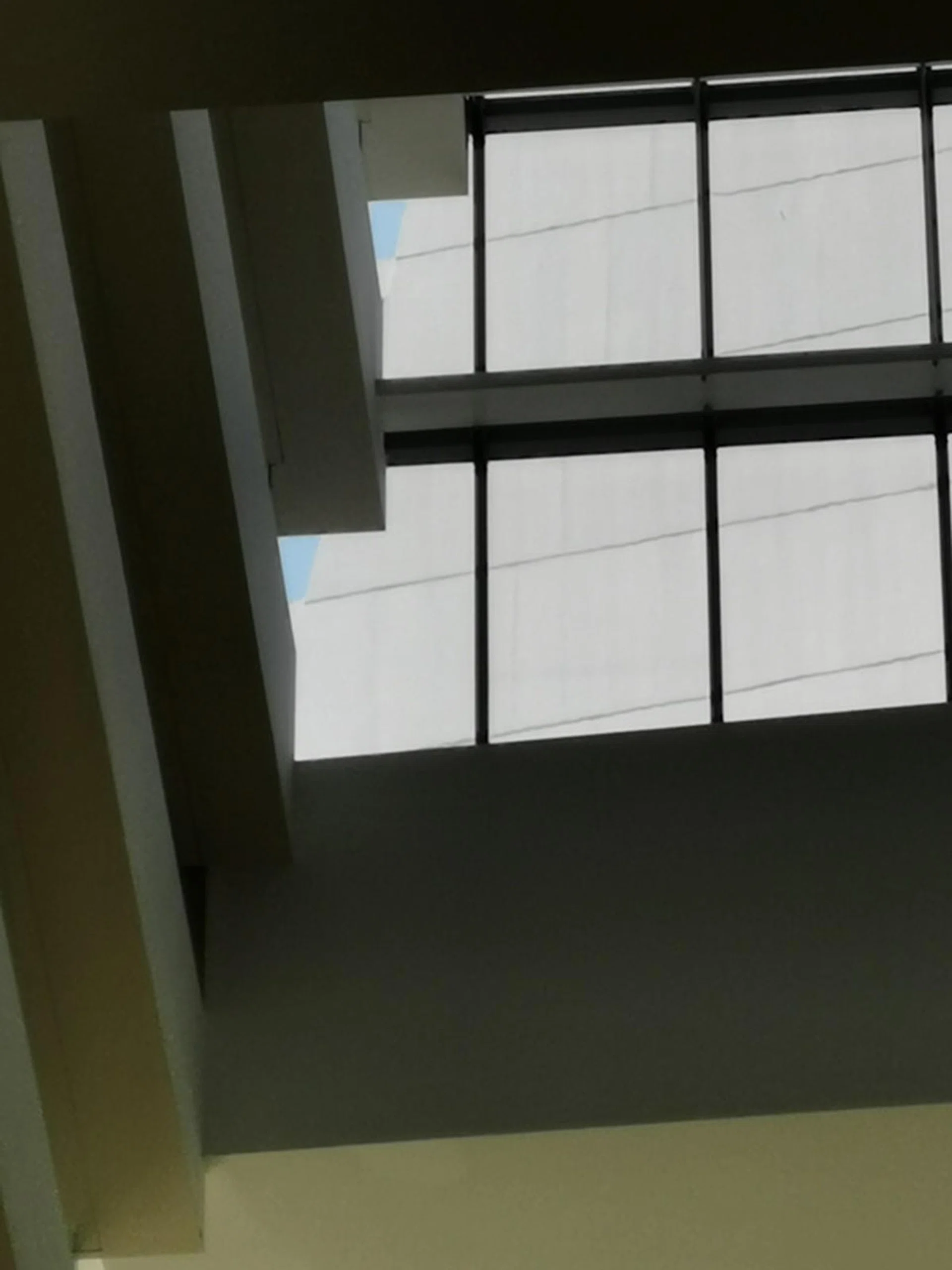 7.48mm at f/2.4, 1/590s, ISO 50 (Mate 20 Pro at full tele zoom.)