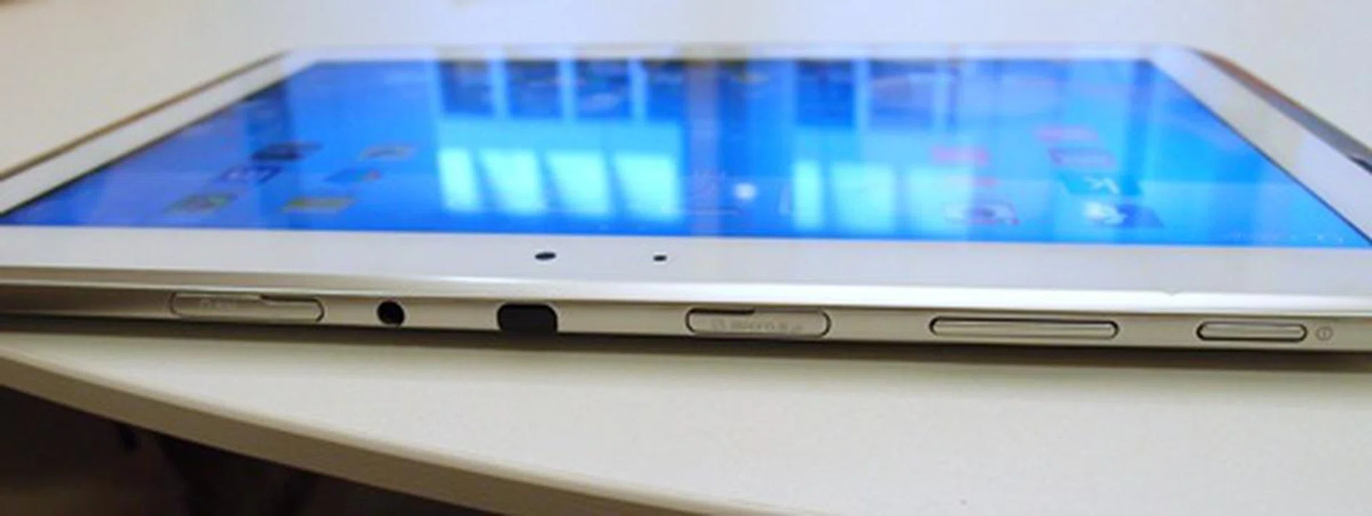Important ports and buttons are tucked at the top, just like how they are on the older Galaxy Note 10.1 and Galaxy Tab 2 10.1. Like its predecessors,the MicroSD and SIM card slots both come with small protective hatches that are easy to remove. Noticeably, there's the addition of infrared connectivity.