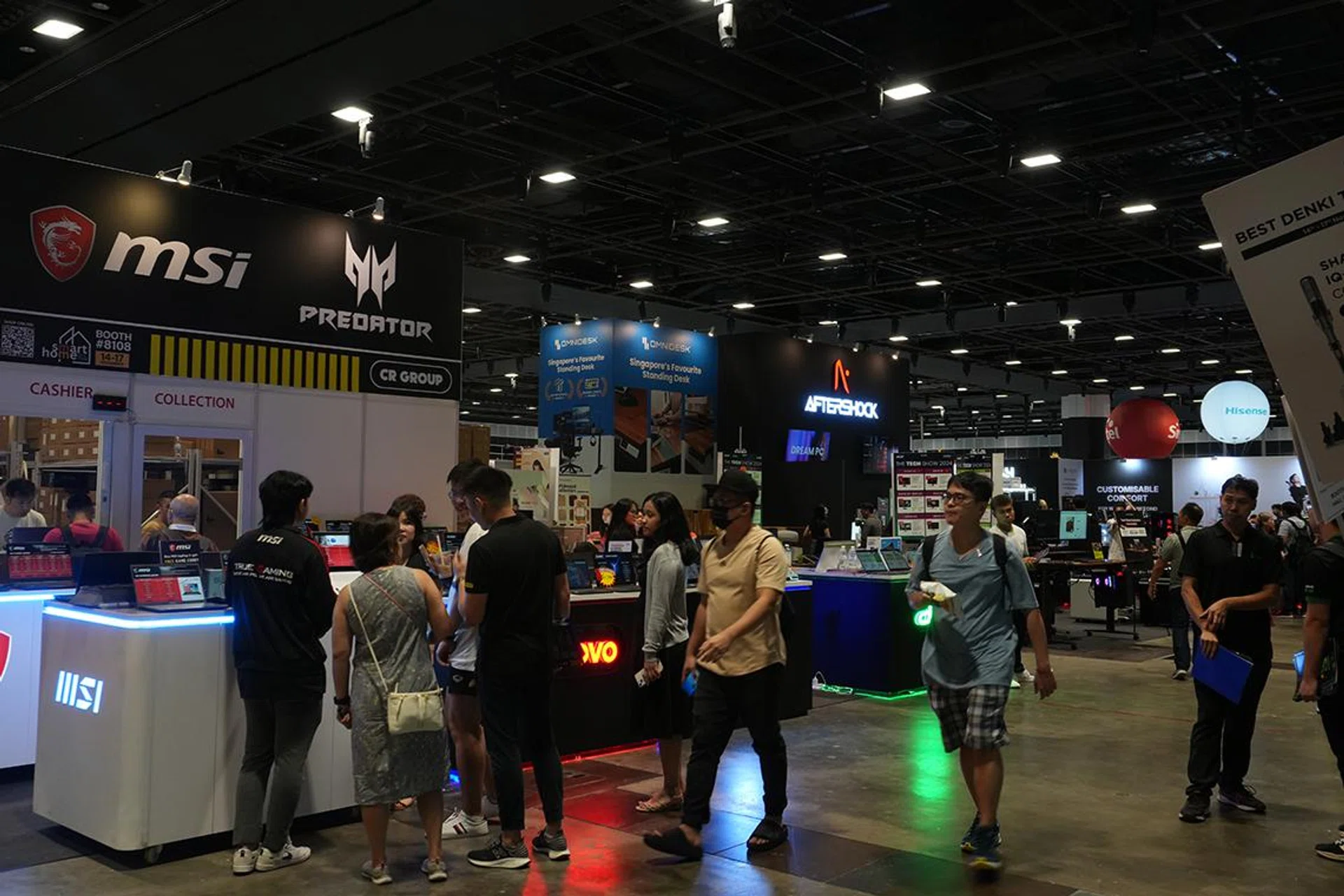 That makes it 4 tech shows already this year. Photo: HWZ