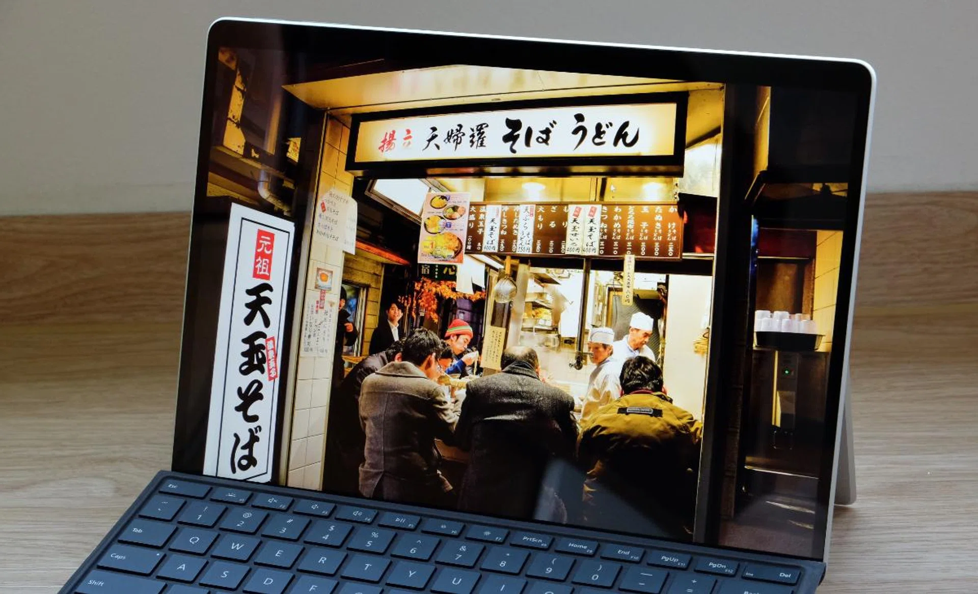 It may not be an OLED display but it still looks great.