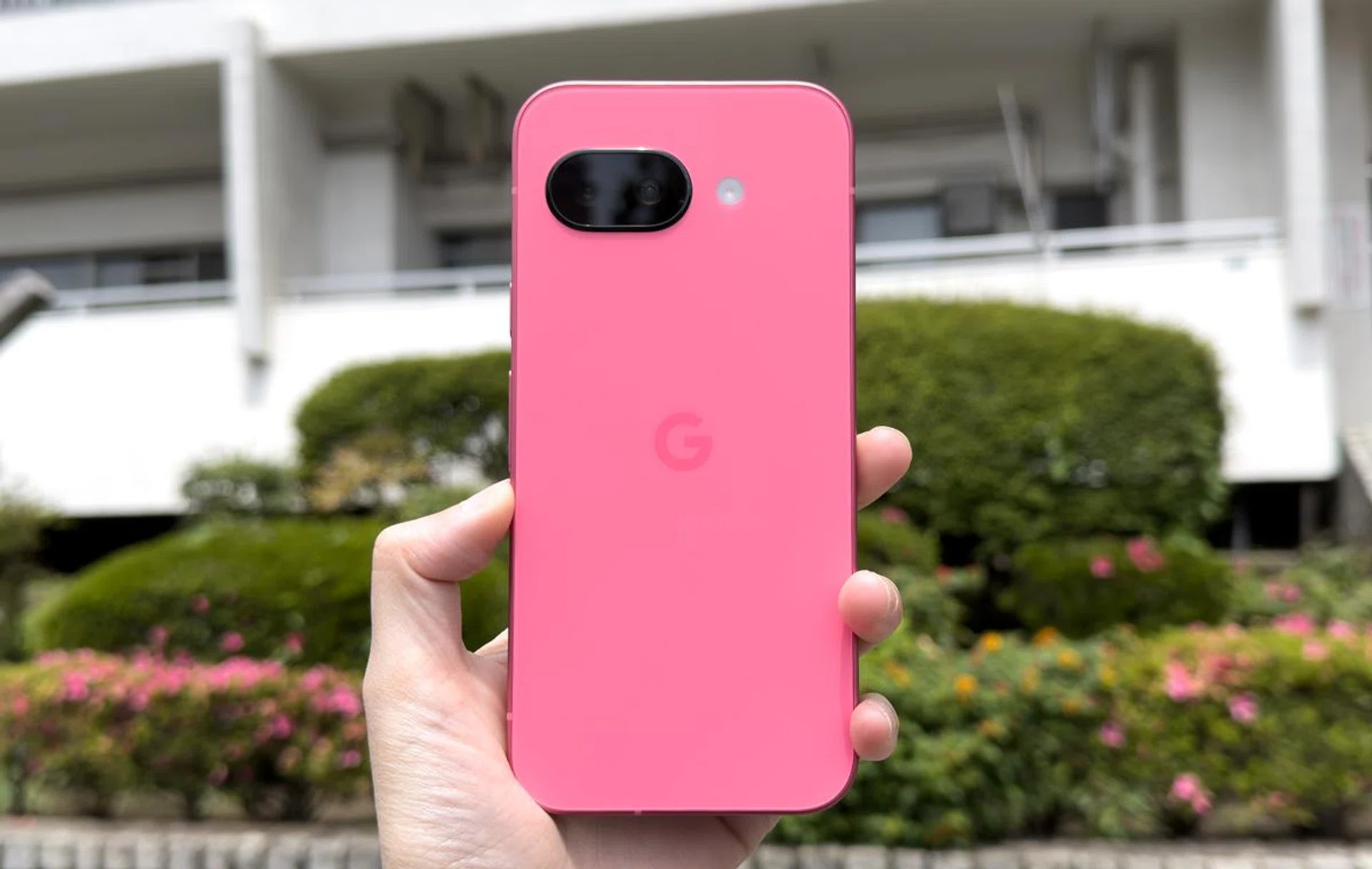 Google Pixel 9a. Photo: HWZ.