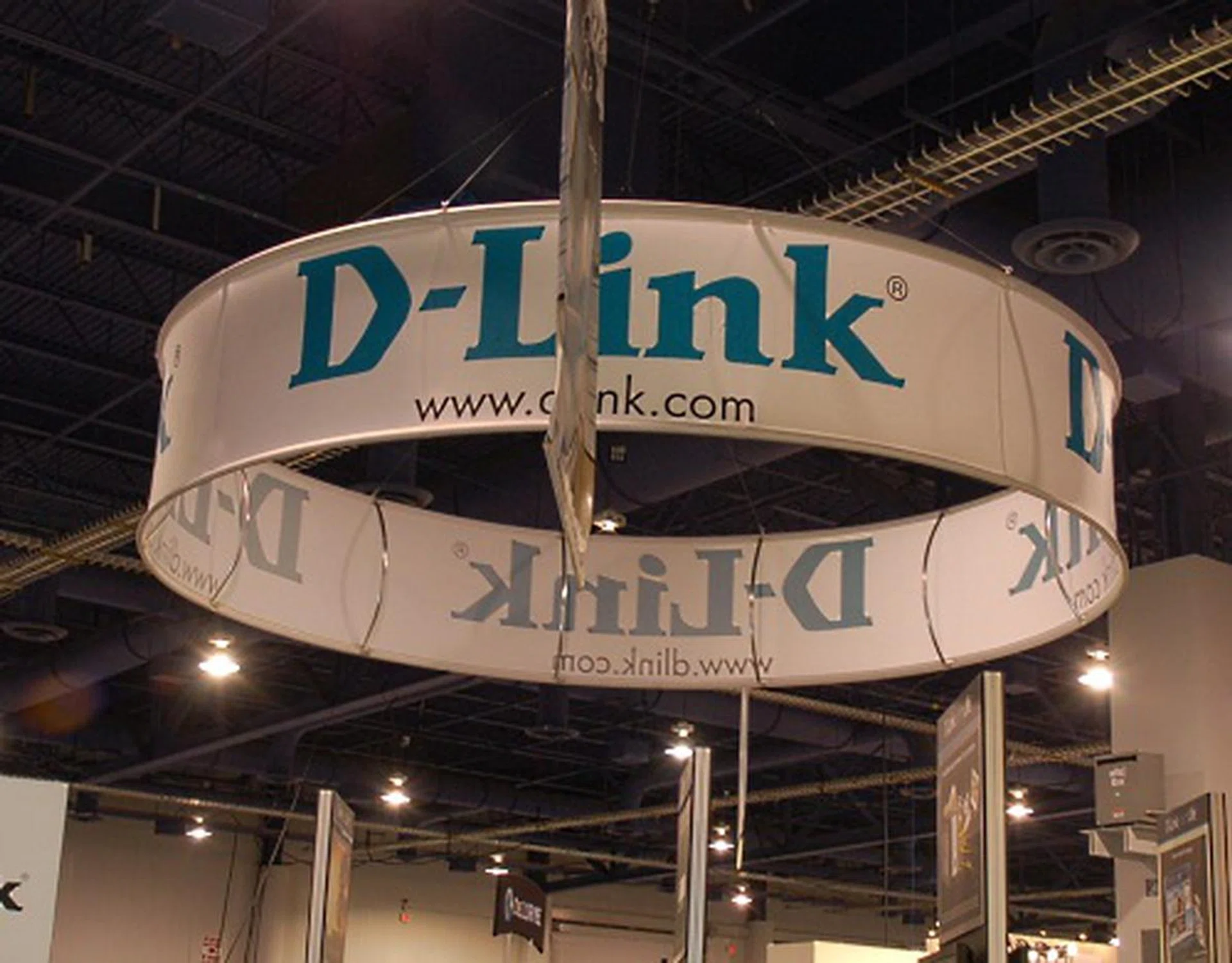 D-Link had quite a healthy crowd at its booth, mostly attracted to one device, the Boxee Box.