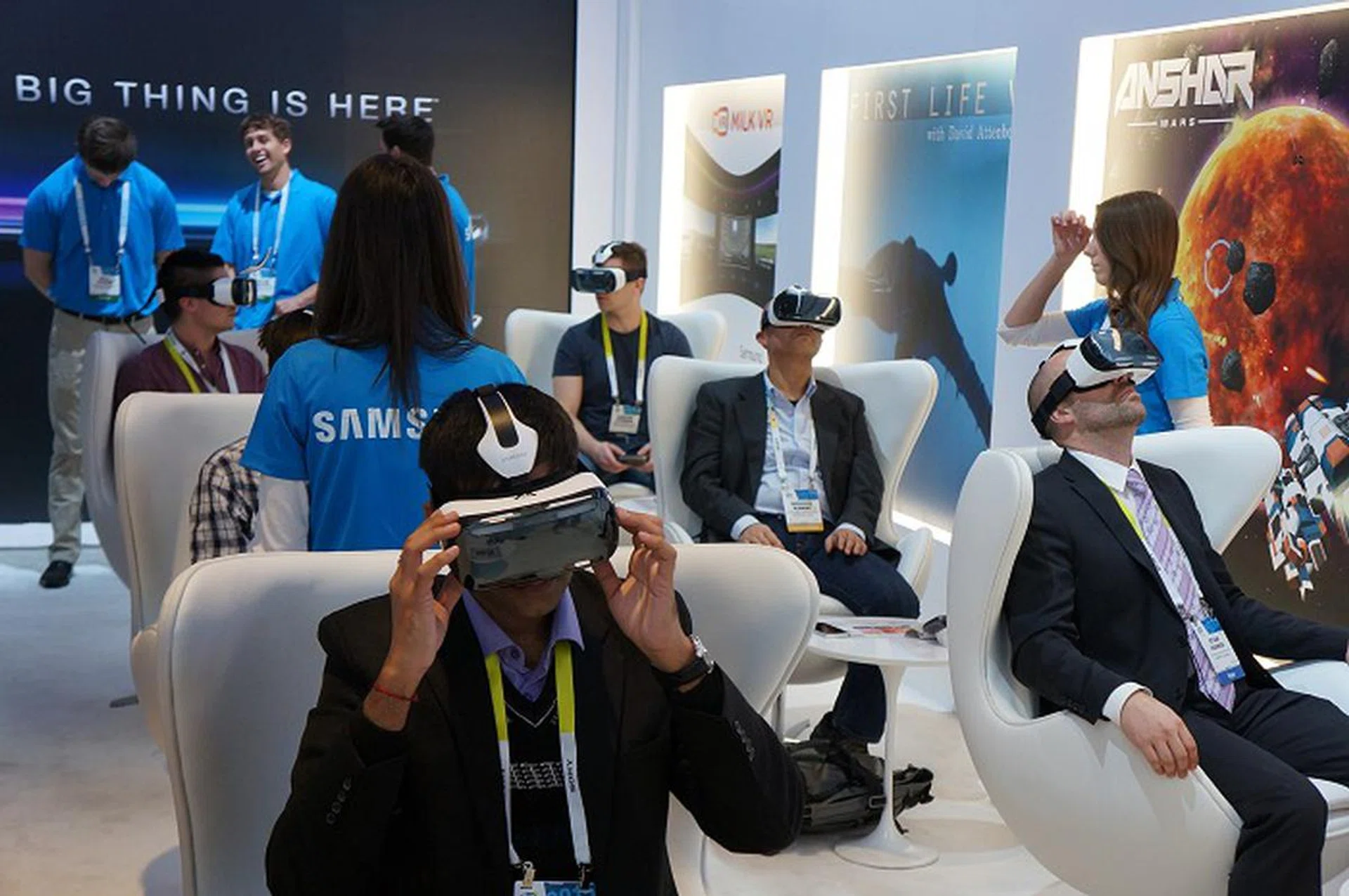 Willing people were undergoing zombie training on Samsung's Gear VR. We stayed clear.