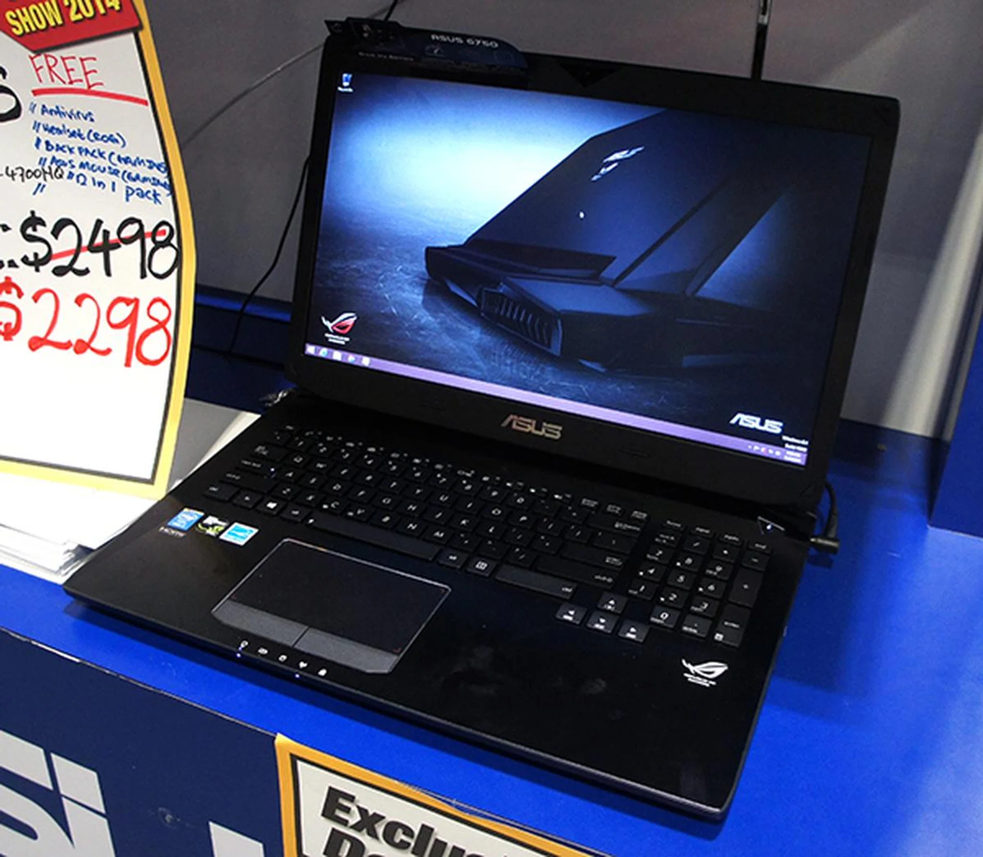 The new G750JZ gaming notebook features a quad-core Core i7 processor, 16GB of memory, a 2TB HDD and NVIDIA's latest GeForce GTX 880M GPU.