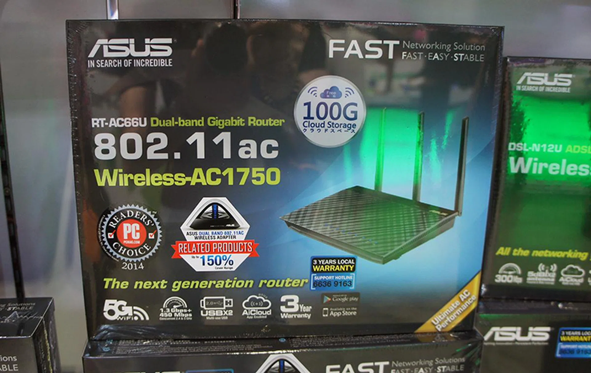 The older ASUS RT-AC66U router offers one of the largest savings and is going for $239 ($259). It is dual-band capable and offers speeds of up to 450Mbps and 1300Mbps on its 2.4GHz and 5GHz bands respectively. Buyers will also get a free 32GB flash drive and McAfee internet security software.