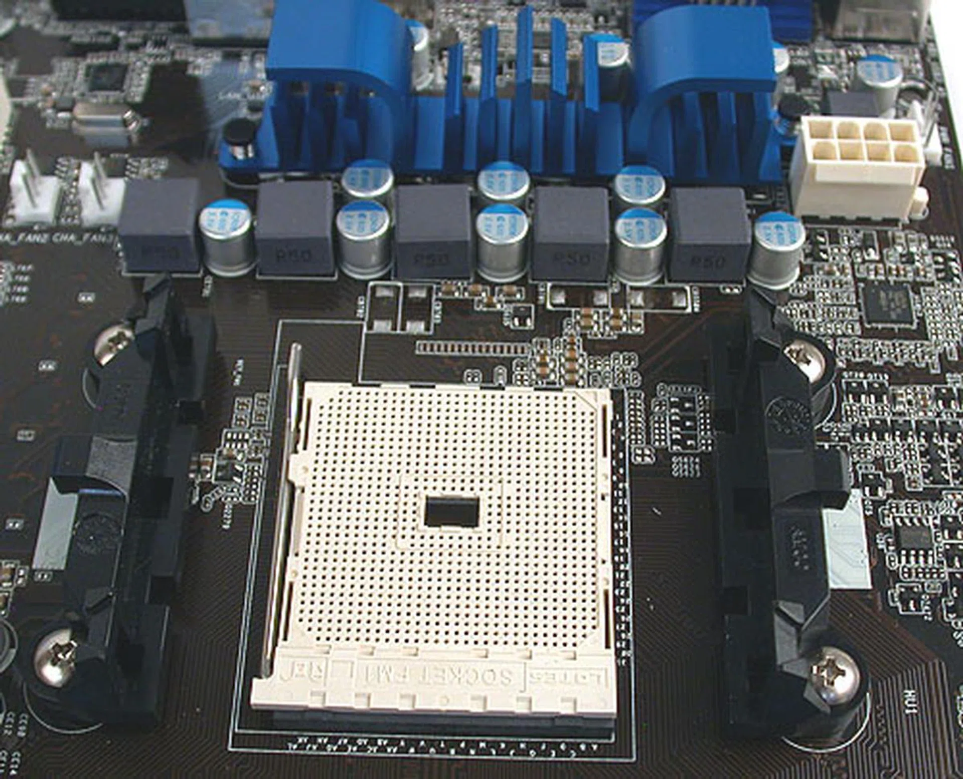 The new Socket FM1 from AMD uses the same mounting mechanism for the heatsink/fan as current AMD processors, so it's not much of a change from the end-user point of view. 