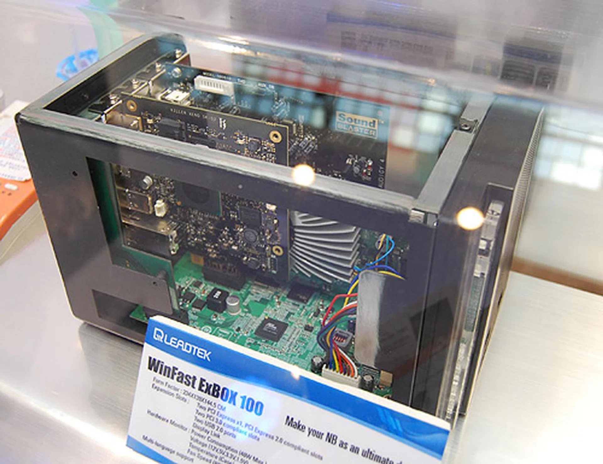 This is the WinFast ExBox 100, which runs on Windows 7.