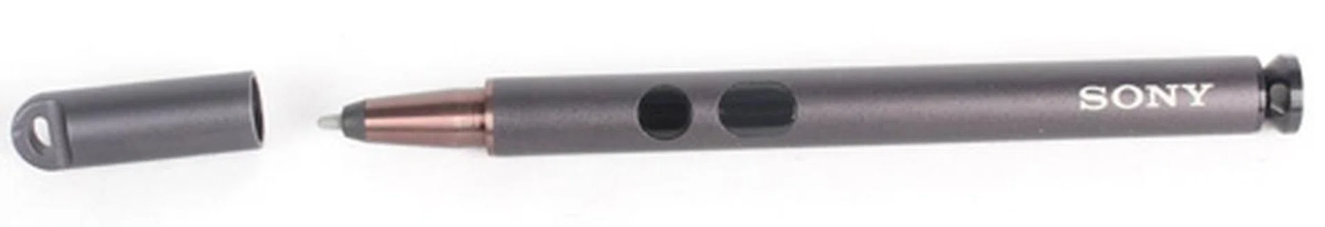 With no slot to store the Digitiser Stylus you'll have to rely on the lanyard hole on the cap to ensure you don't lose it.