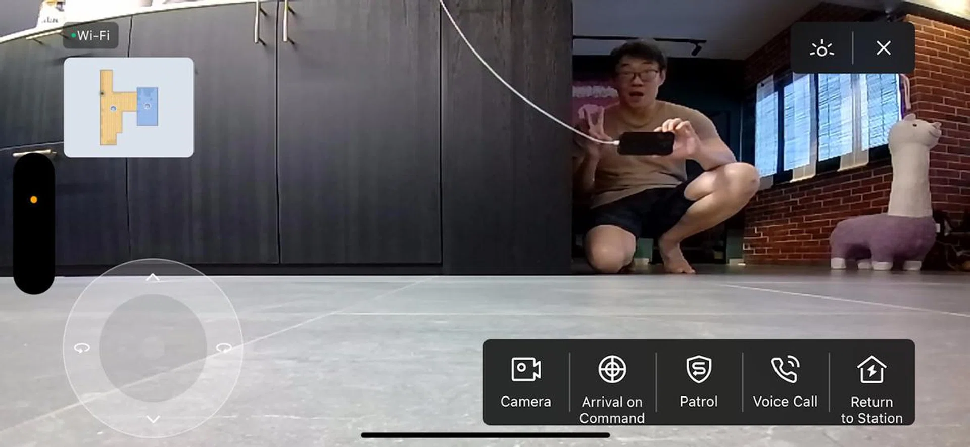 You can use the X8 Pro as a home surveillance robot too. Photo: HWZ