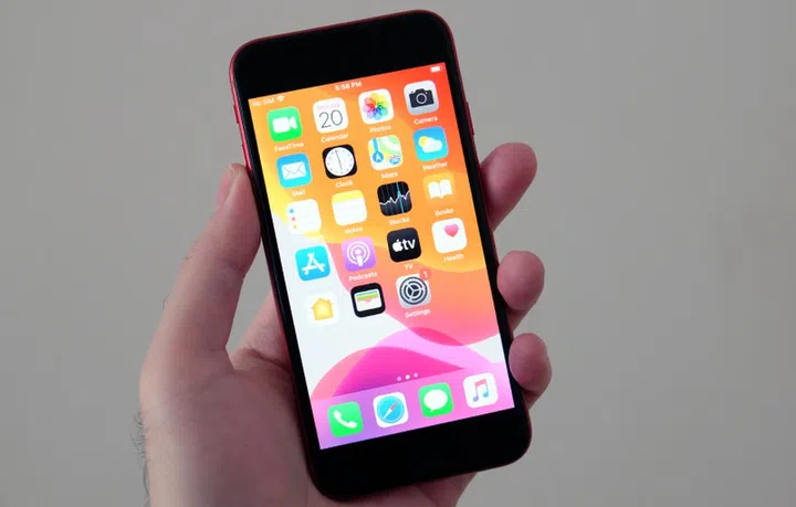 The Apple iPhone SE.