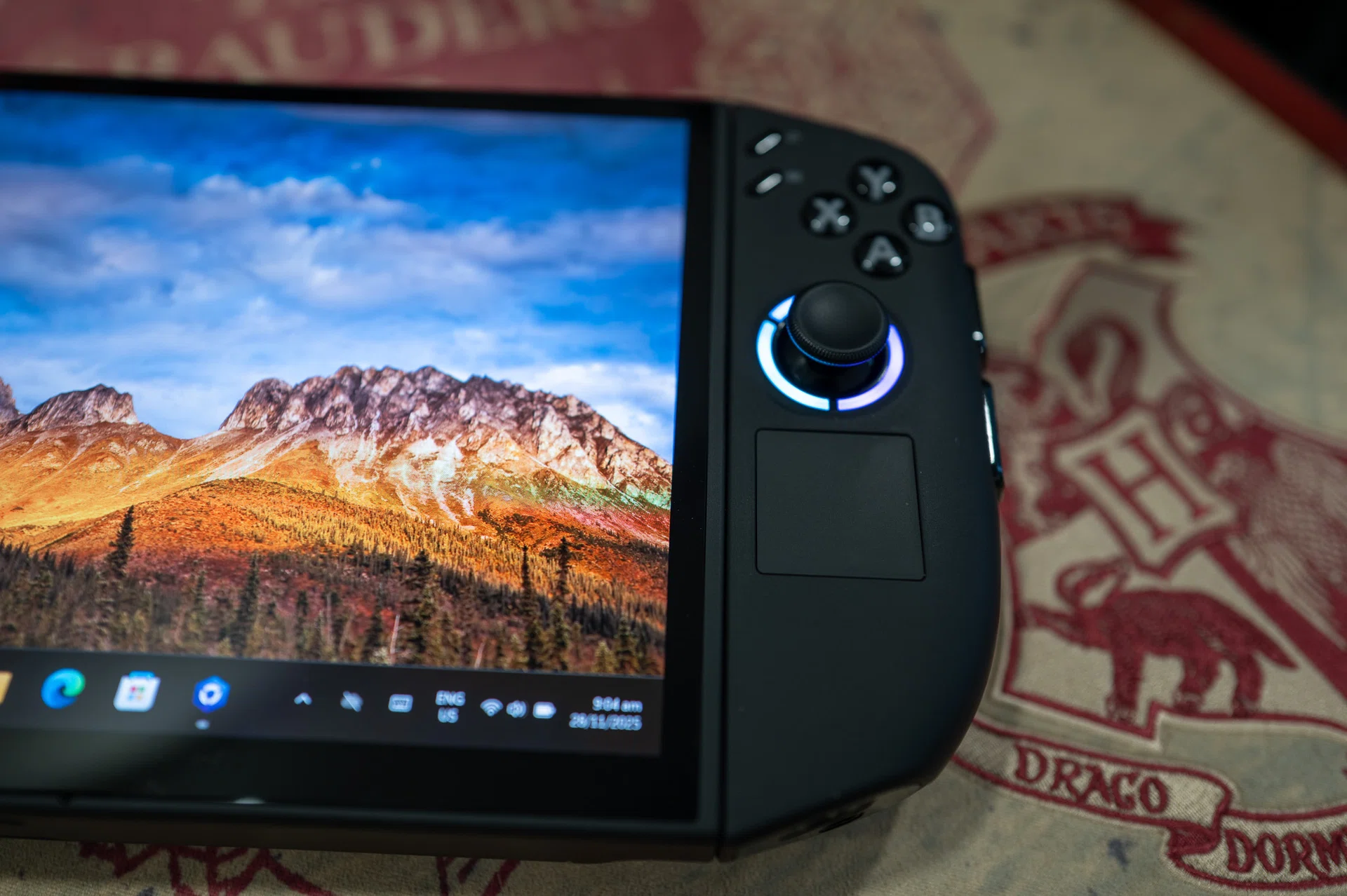 Legion Go 2 Touchpad