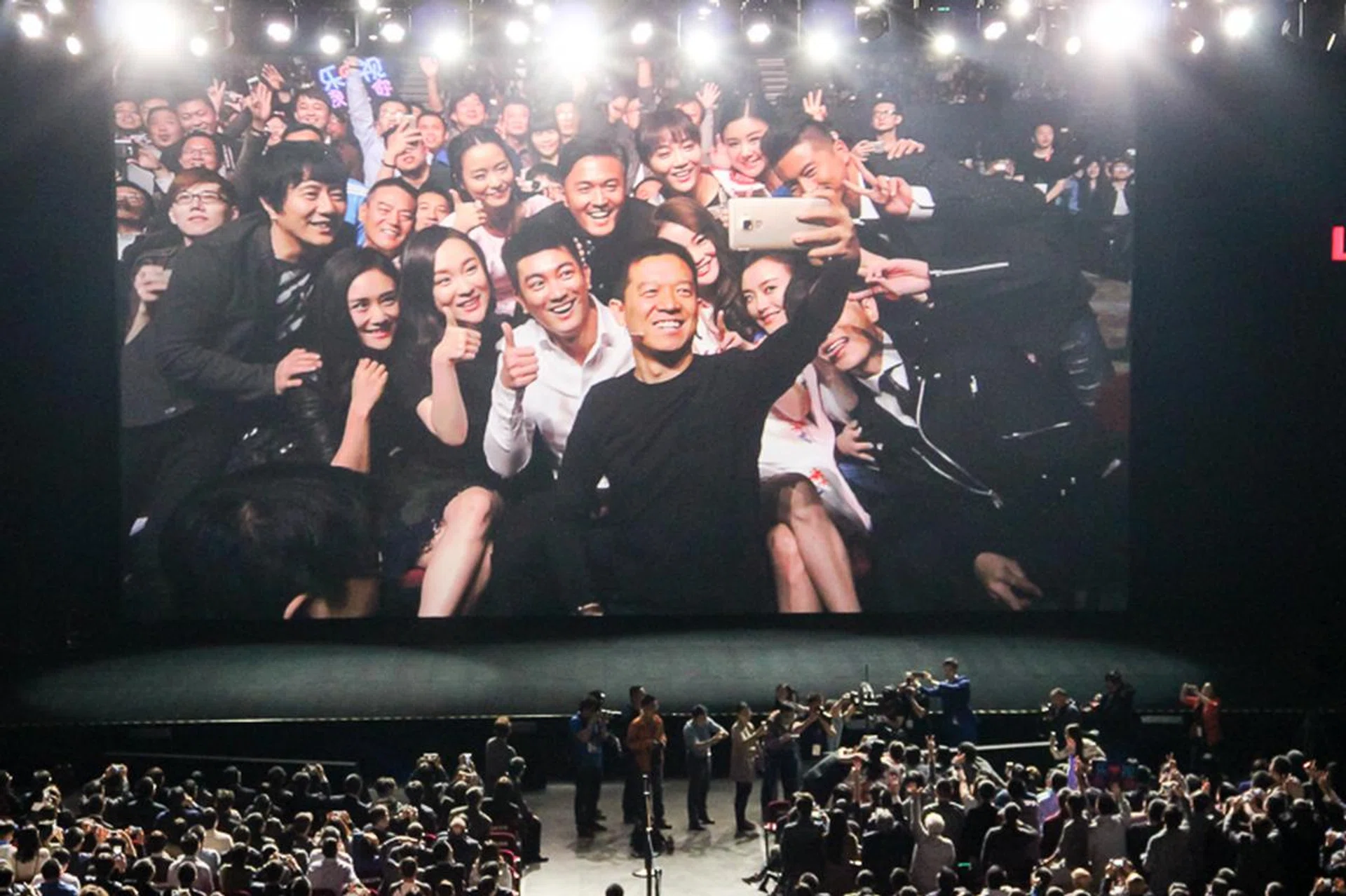 There was even an Ellen moment.