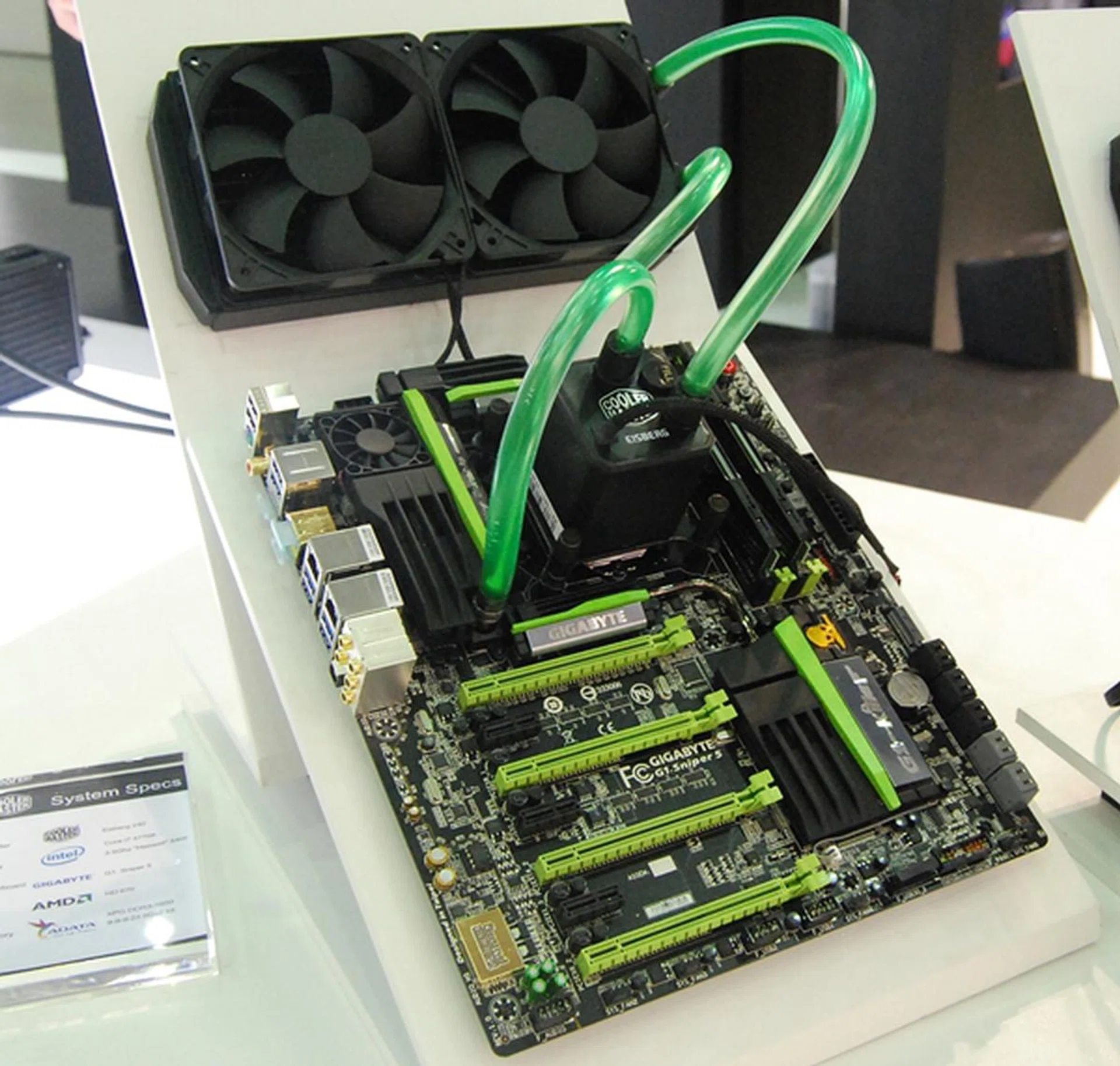 The Eisberg 240L closed liquid cooling system with its neon green pipes.