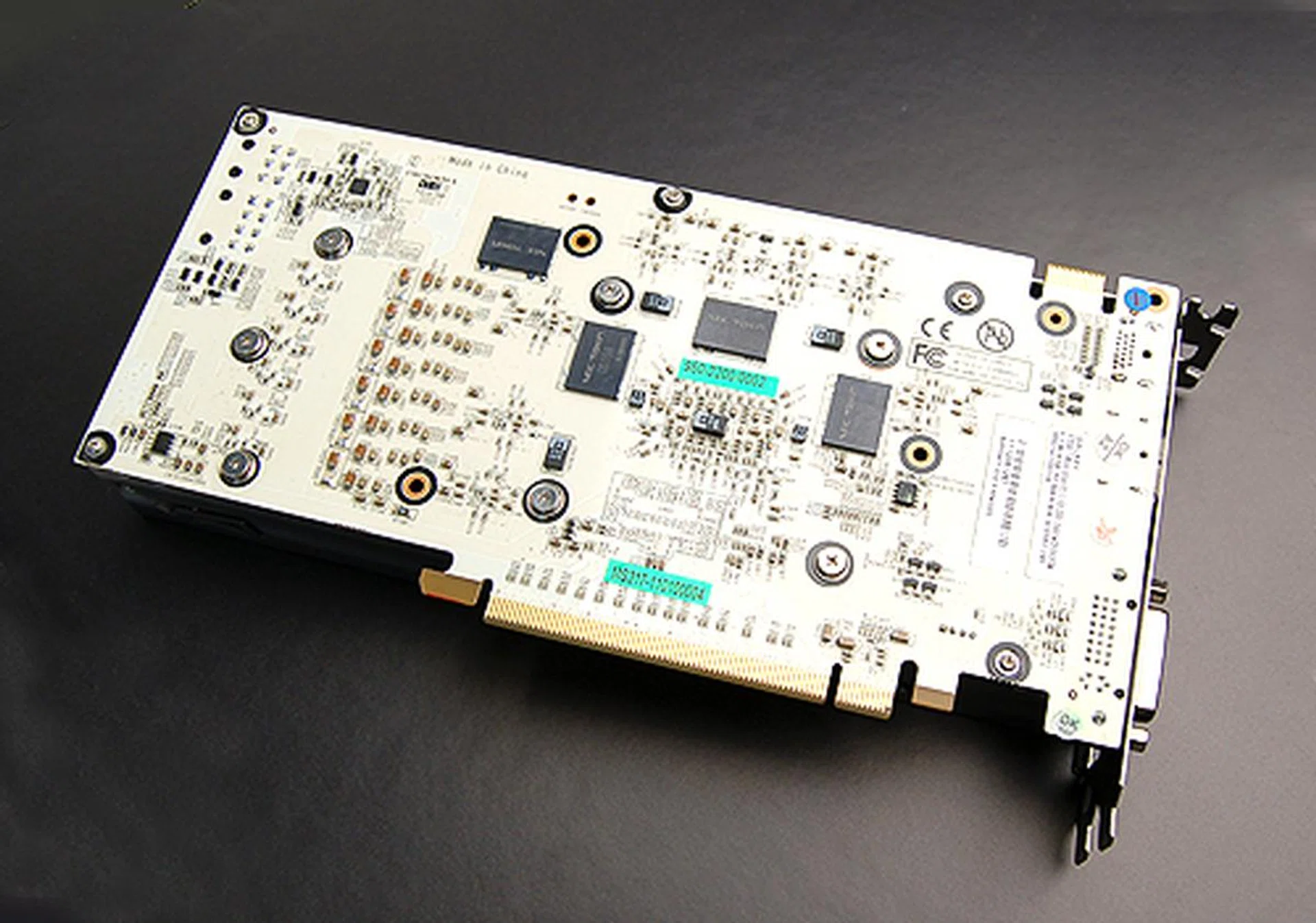 Here's a look at the card's outrageous white PCB. Interestingly, there are several more more proadlizer modules on this card compared to its competition. Would it fare better than the competitors for overclocking or better power efficiency? We'll check these aspects soon enough.