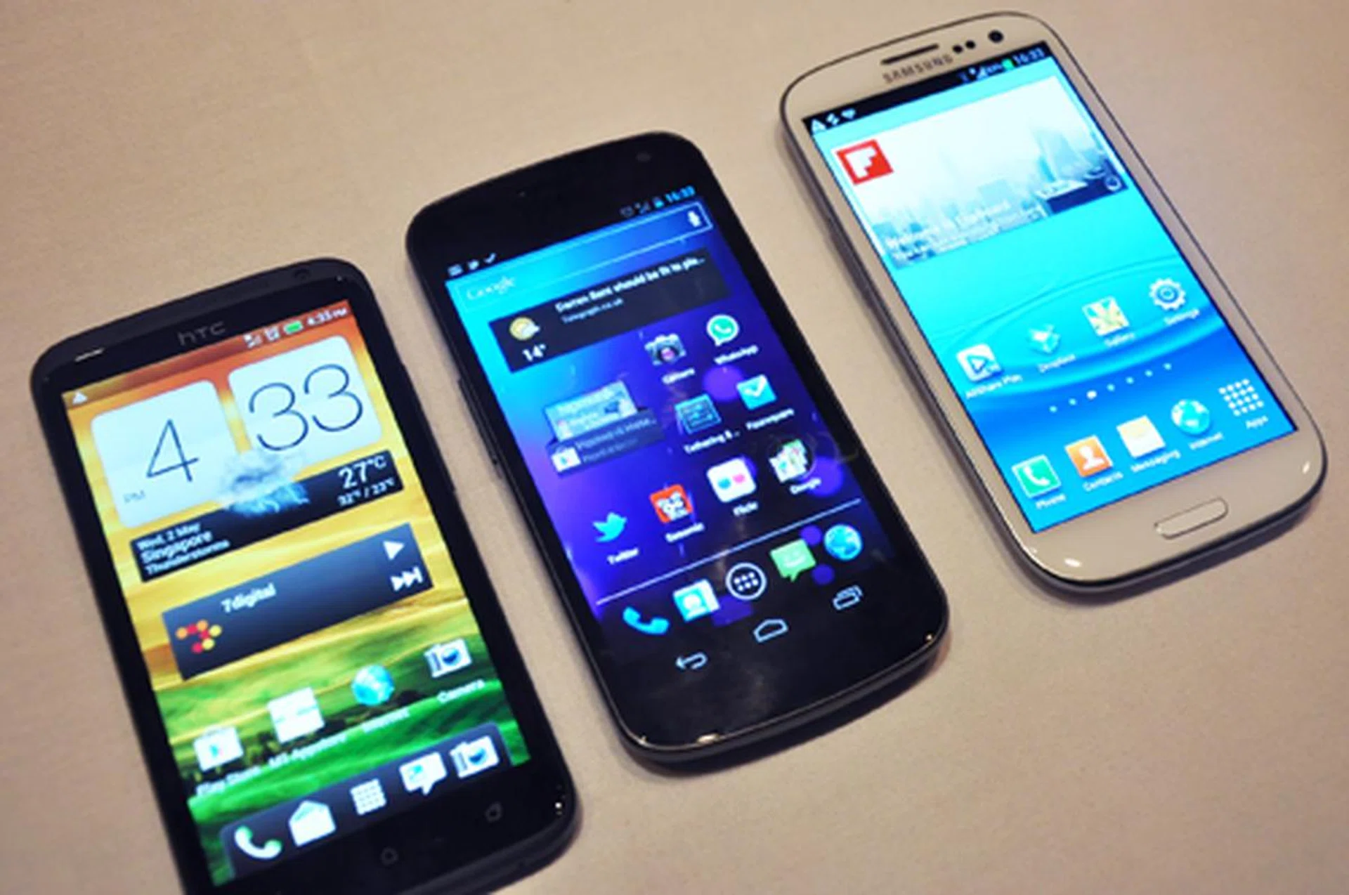 HTC One X (left), Samsung Galaxy Nexus (center), Samsung Galaxy S III (right).