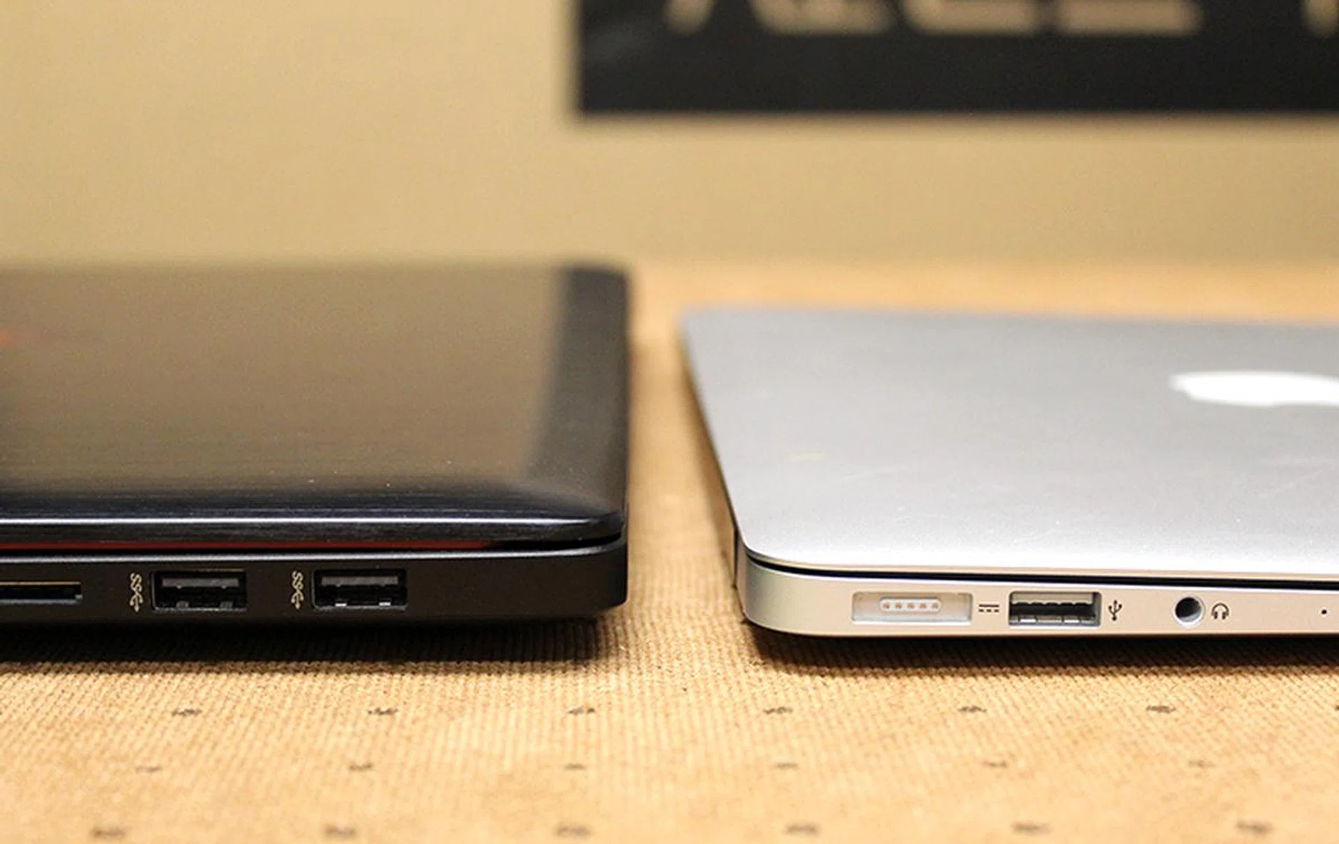 The ROG G501 isn't all that much thicker than a MacBook Air.