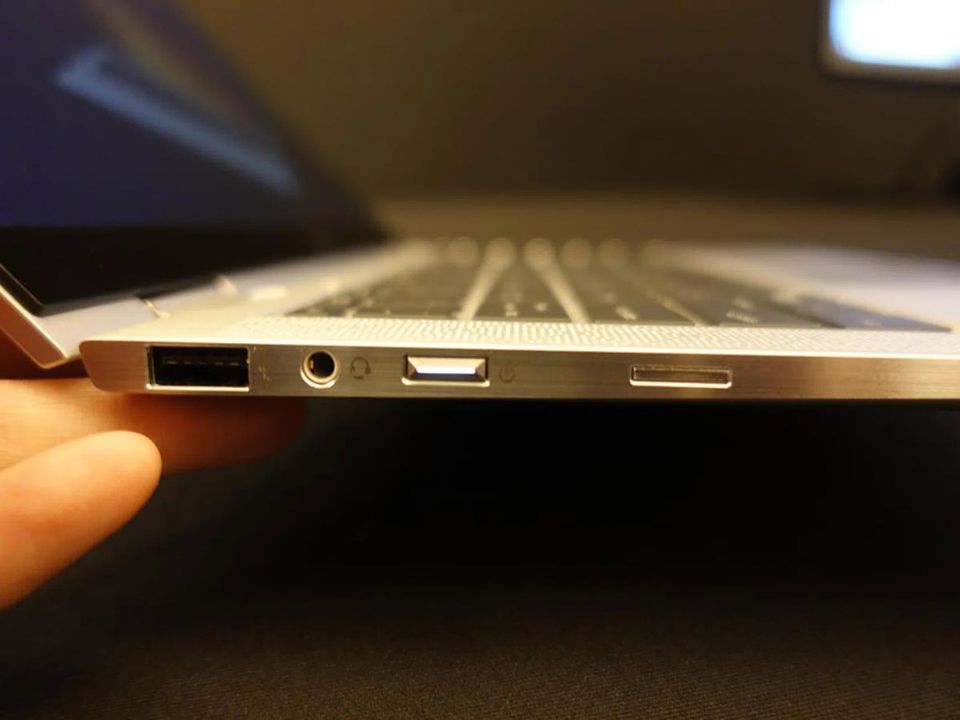 The EliteBook x360 also sports one USB-A port. It also looks like HP has made the chassis as thin as possible without compromising on this port.