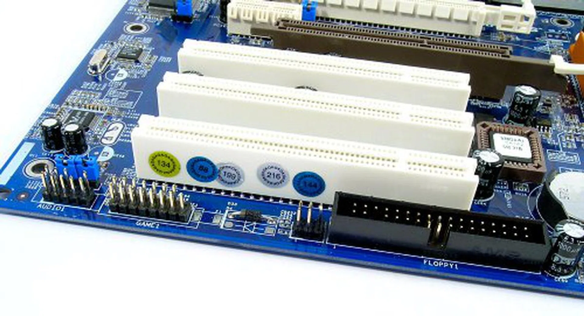 Floppy and the rest of the board's additional headers line the bottom of the board.