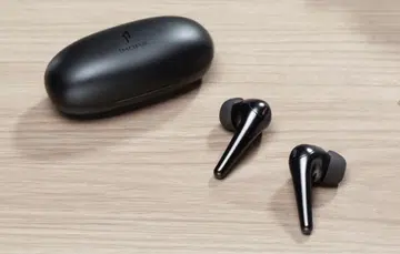1More ComfoBuds Pro (Image source: 1More)