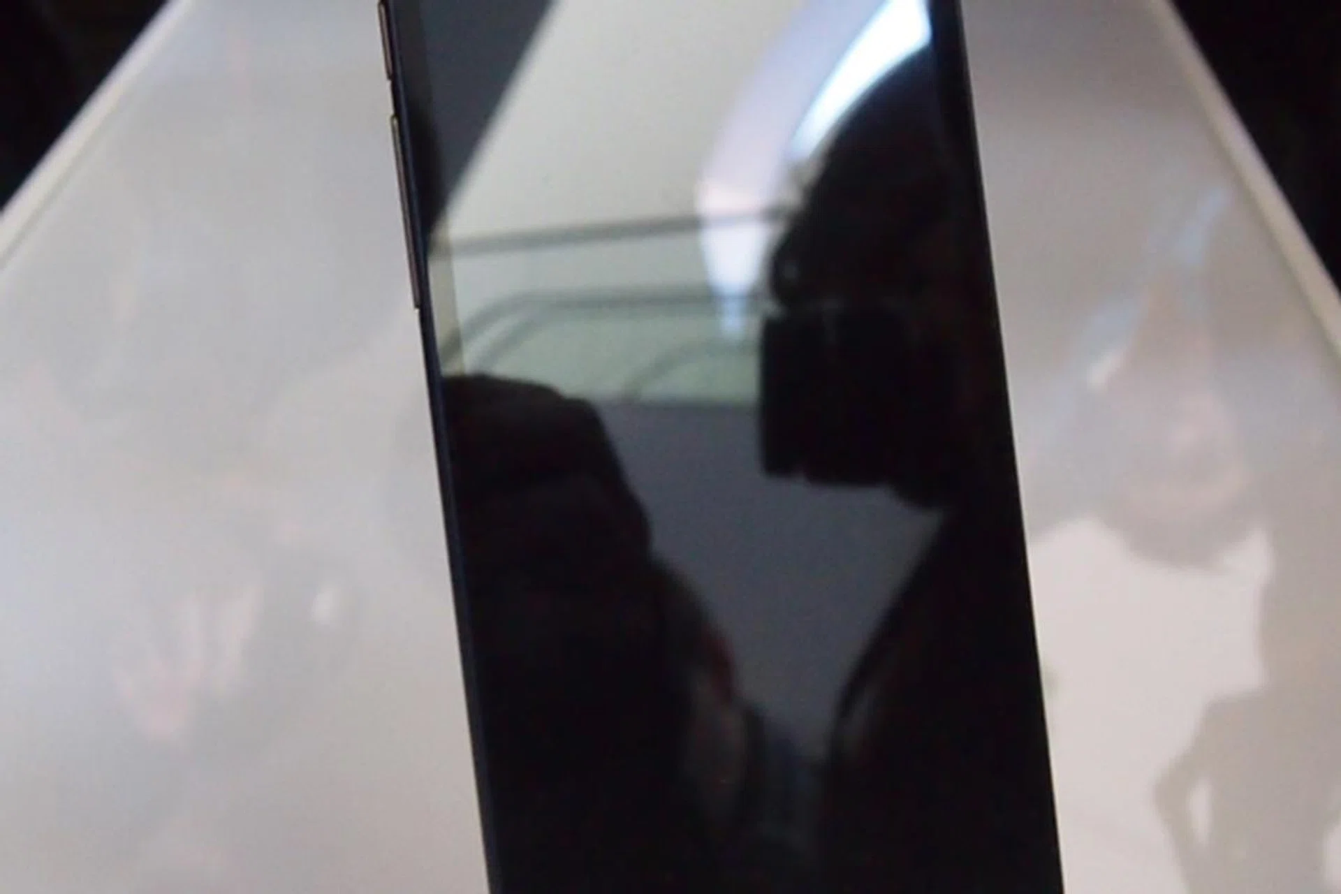 The HTC Desire 816 is a prototpye, hence we were not allowed to touch or test it.