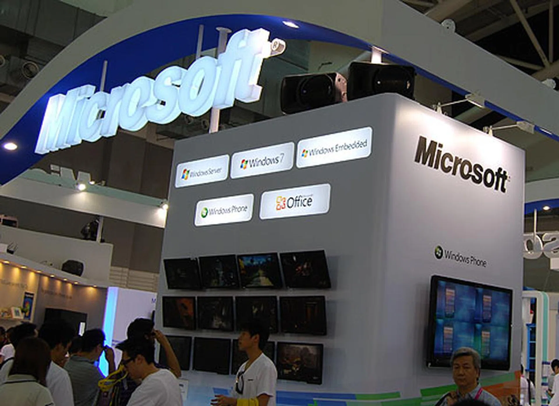 Microsoft's booth had few tangible products to show; it's more of a showcase of Microsoft's diverse software and technologies, from Windows OS to Office to its Internet Explorer browser and Windows Phone 7. 