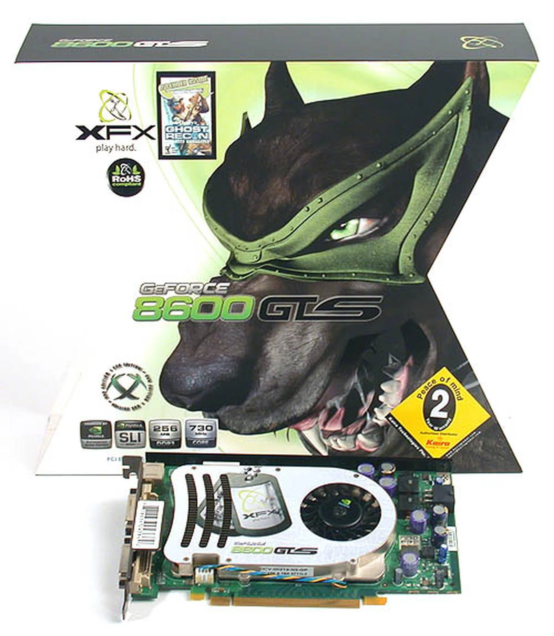 The distinctive XFX packaging is not the easiest to unpack but we have to admit it makes quite the impression.