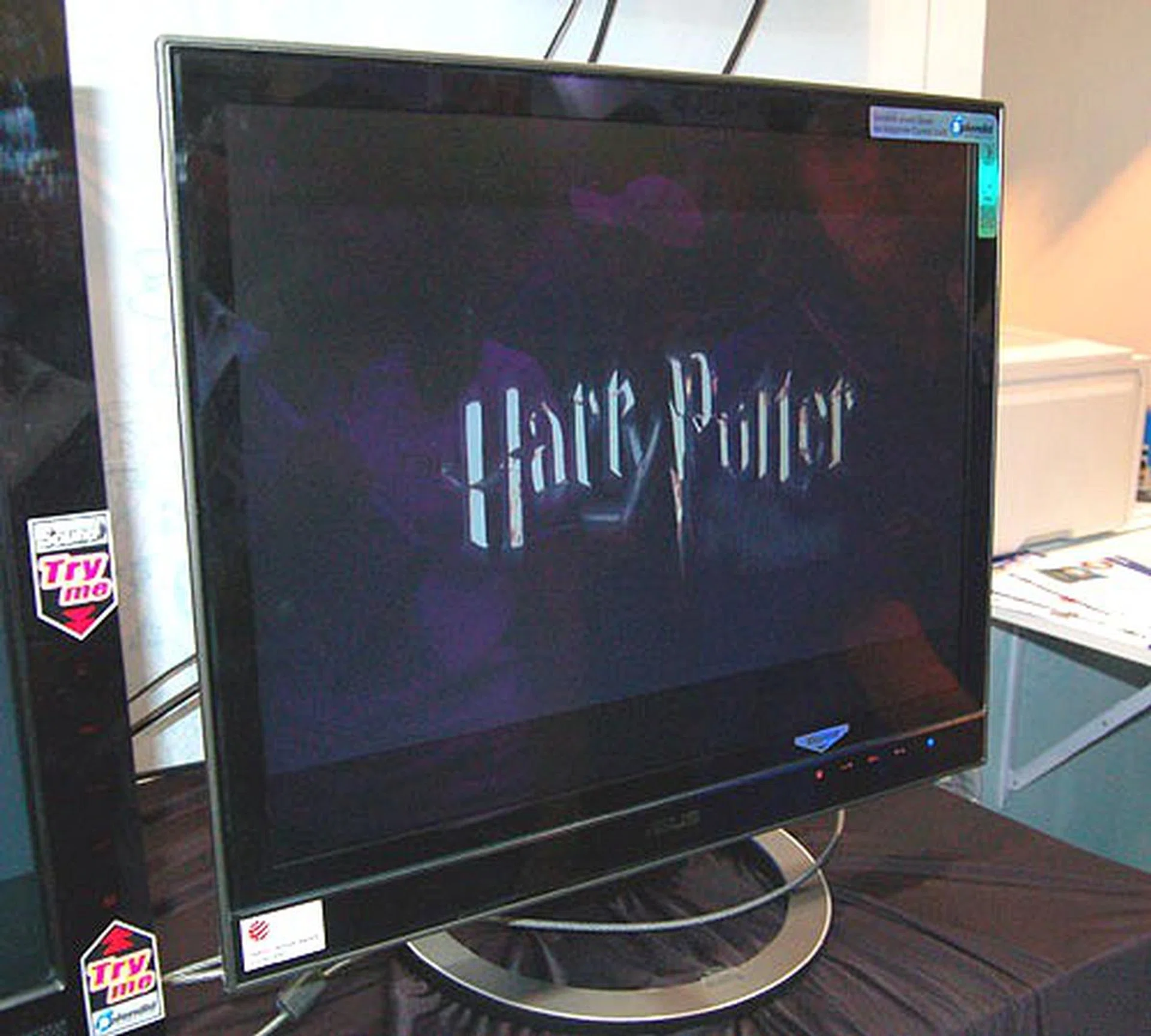  How about a 20-inch reddot design winner for a display? The LS201 no only looks sleek, but its screen is protected by a scratch-free glass, has a 5ms response time and 2000:1 contrast ratio. This 1400 x 1050 resolution LCD monitor costs $599 and is bundled with a Sennheiser PC130 header and a DVI-D cable.  