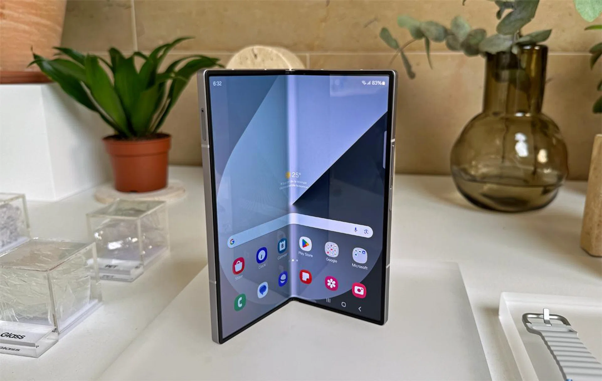 Samsung Galaxy Z Fold6. Photo: HWZ.