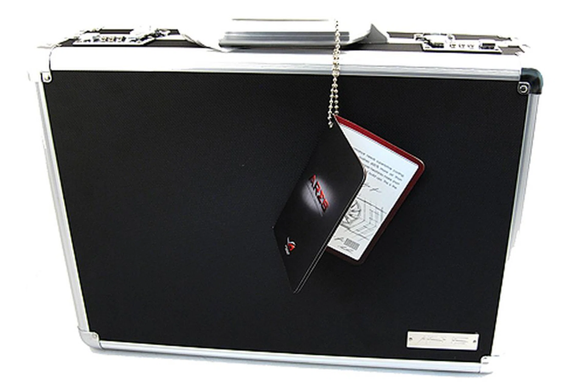 As befits a special card, the ASUS Ares comes in a special briefcase. Cool or trying too hard? You decide.