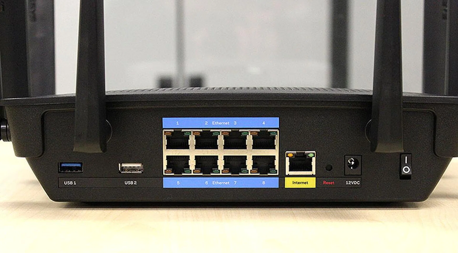The Linksys EA9500 router provides users with not 4, but 8 Gigabit Ethernet ports! There's also a USB 3.0 and another USB 2.0 port.